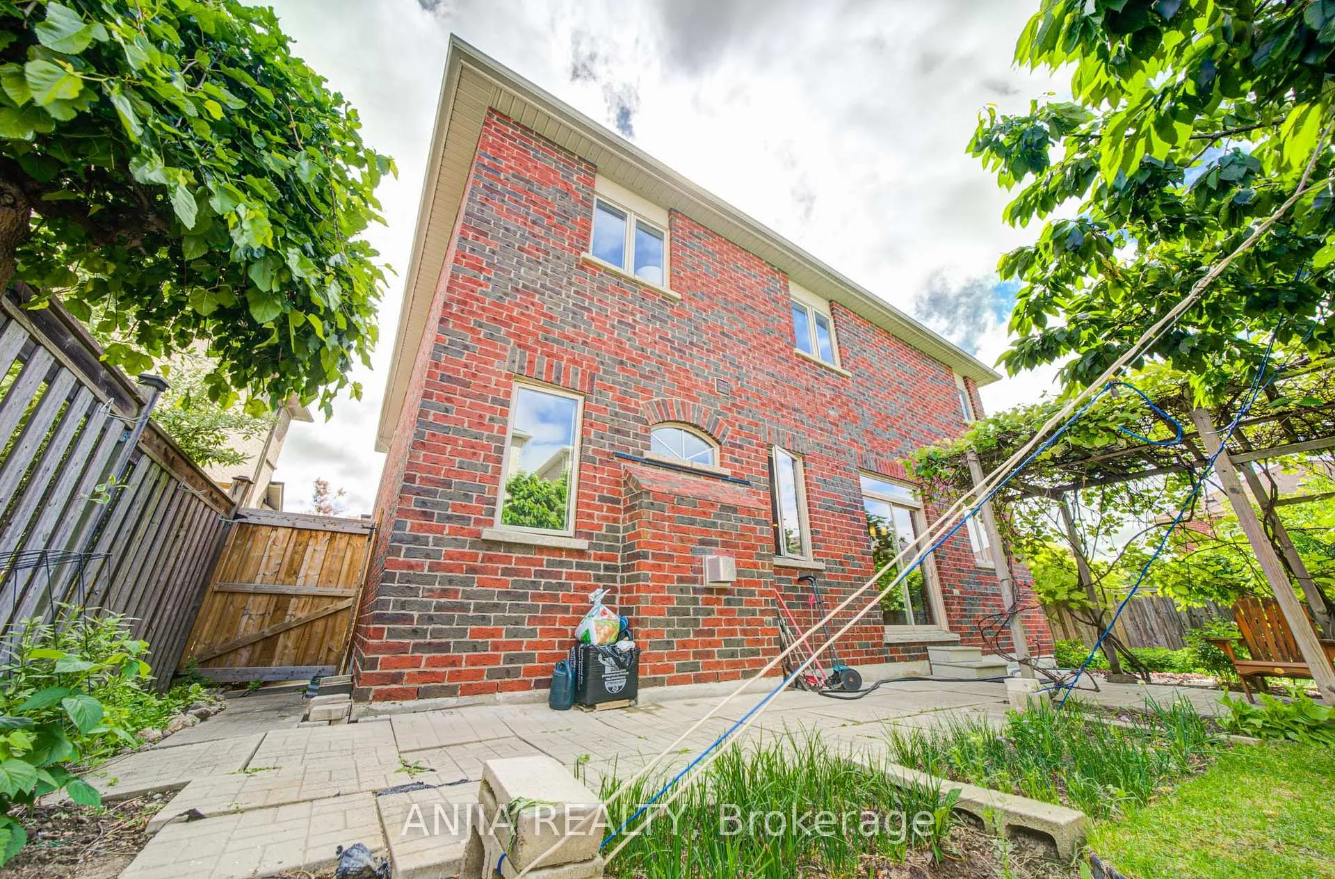 Photo 46 of 4 Willow Street, Markham, Wismer — HOMEH