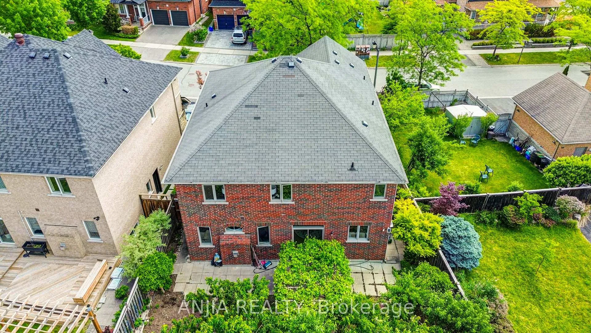 Photo 50 of 4 Willow Street, Markham, Wismer — HOMEH
