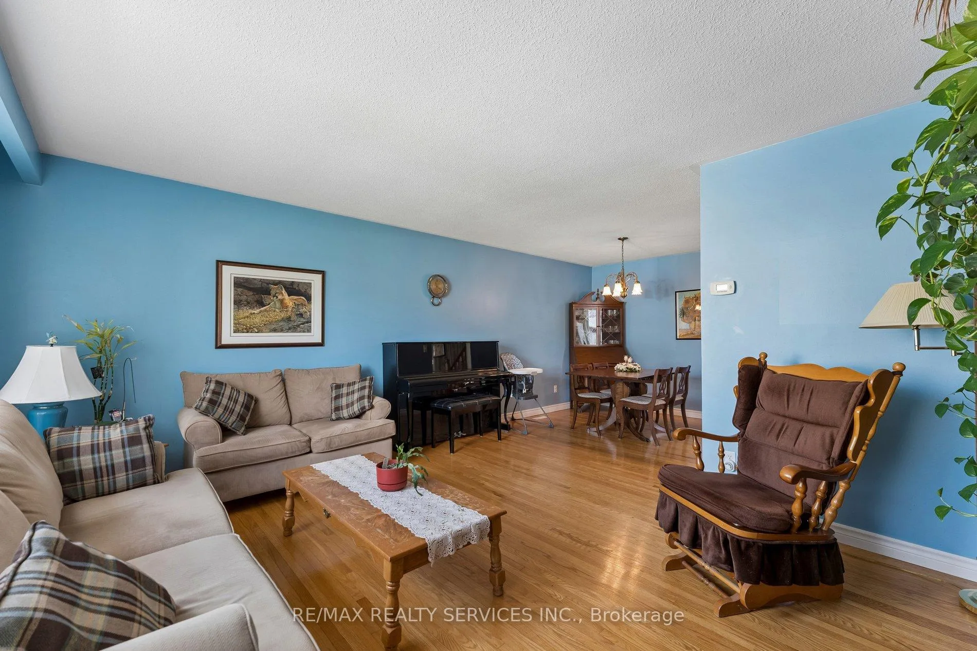 Photo 18 of 21 Willis Drive, Brampton, Brampton East — HOMEH