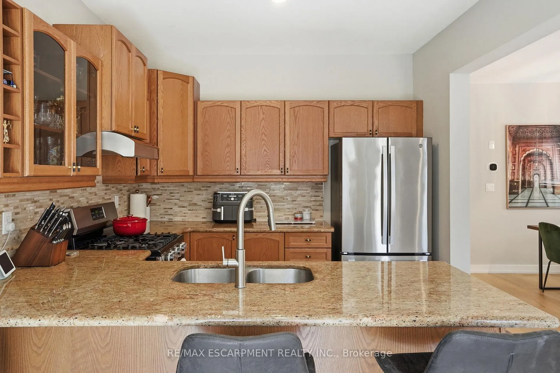 Photo 16 of 111 Greenstem Crescent, Hamilton, Winona Park — HOMEH