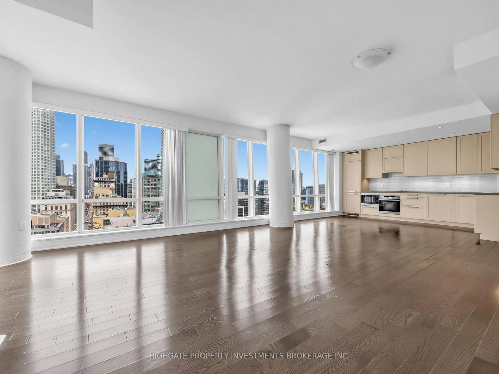 Photo 2 of Unit 2305, 8 The Esplanade Street, Toronto, Church-Yonge Corridor — HOMEH
