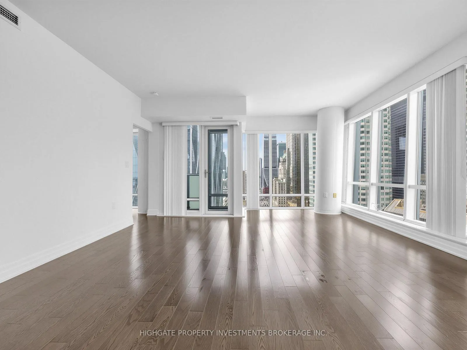 Photo 5 of Unit 2305, 8 The Esplanade Street, Toronto, Church-Yonge Corridor — HOMEH