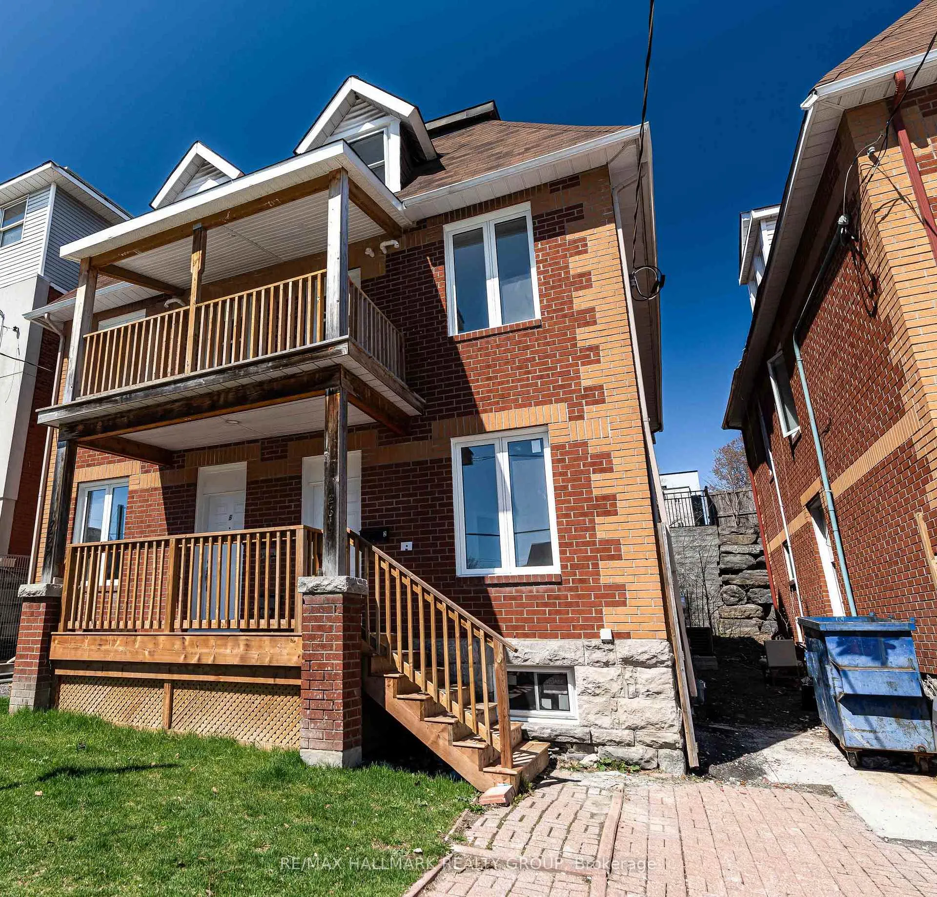 Photo 1 of Unit 5, 261 Somerset Street E, Ottawa, Ottawa Centre — HOMEH