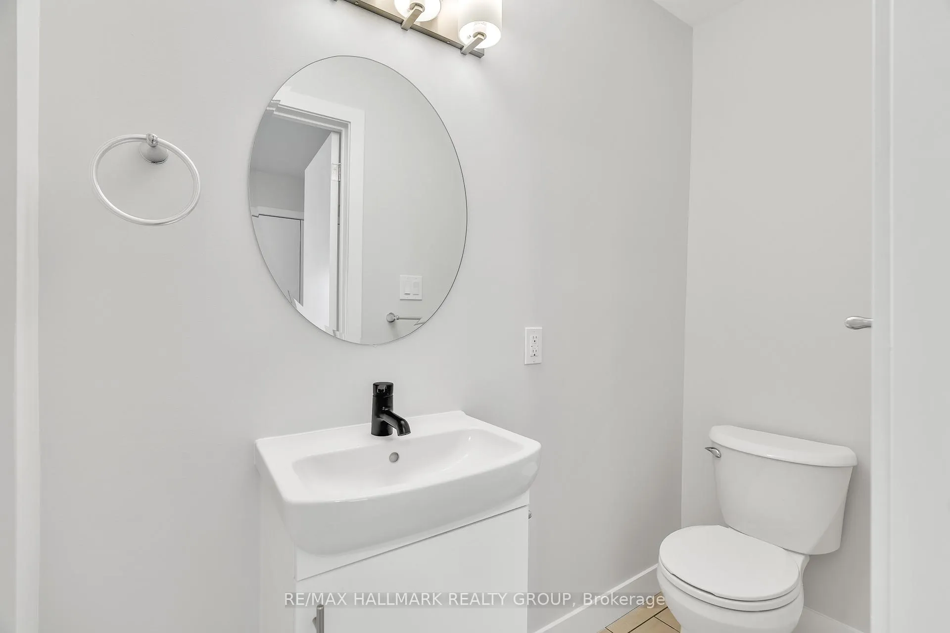 Photo 12 of Unit 5, 261 Somerset Street E, Ottawa, Ottawa Centre — HOMEH