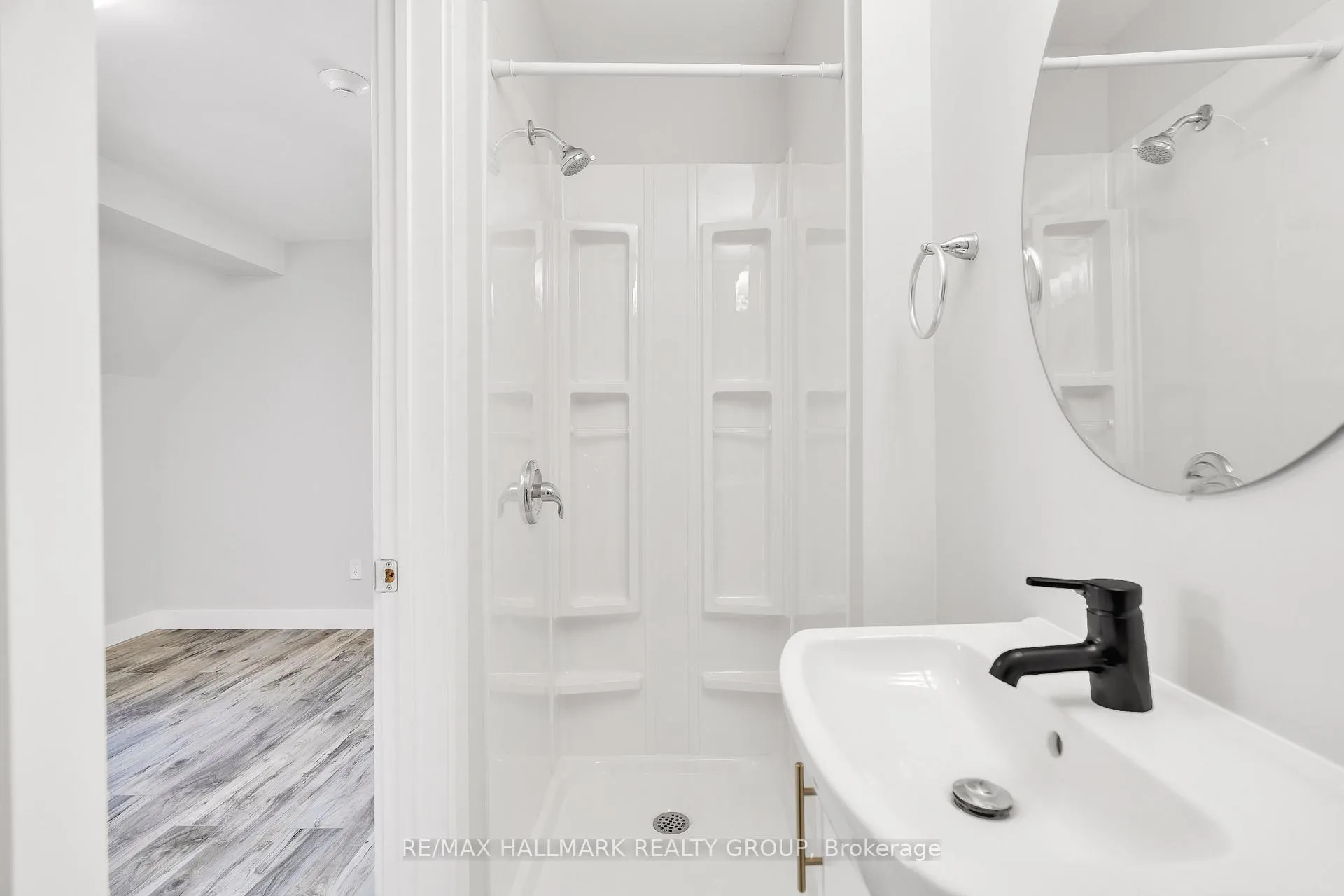 Photo 13 of Unit 5, 261 Somerset Street E, Ottawa, Ottawa Centre — HOMEH