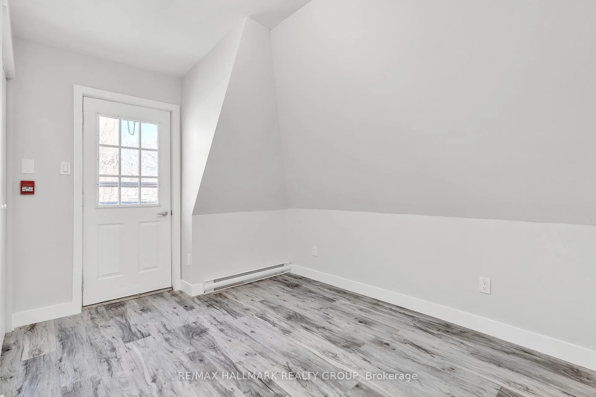 Photo 15 of Unit 5, 261 Somerset Street E, Ottawa, Ottawa Centre — HOMEH