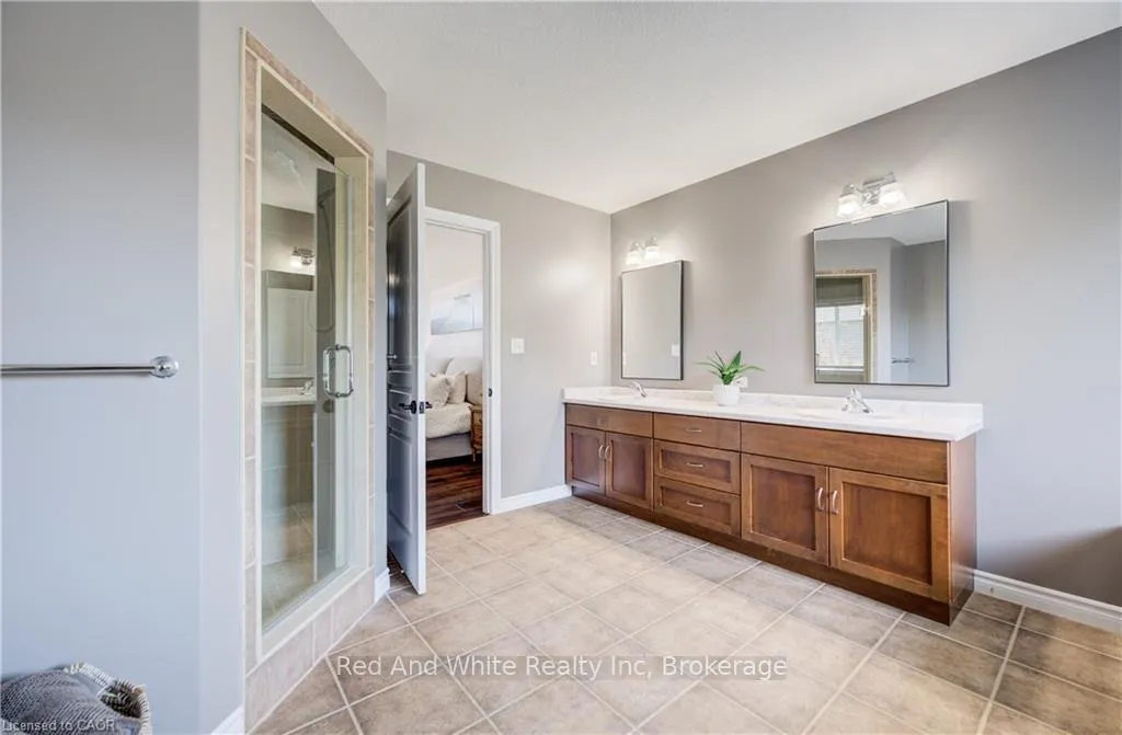 Photo 23 of 195 Westcliff Way, Cambridge — HOMEH