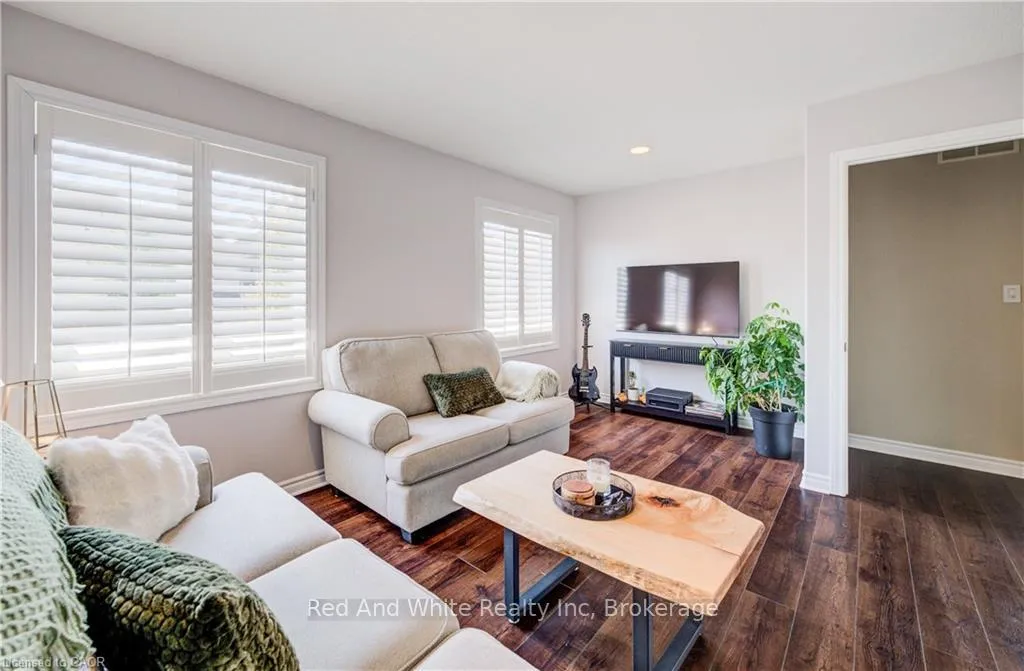 Photo 29 of 195 Westcliff Way, Cambridge — HOMEH