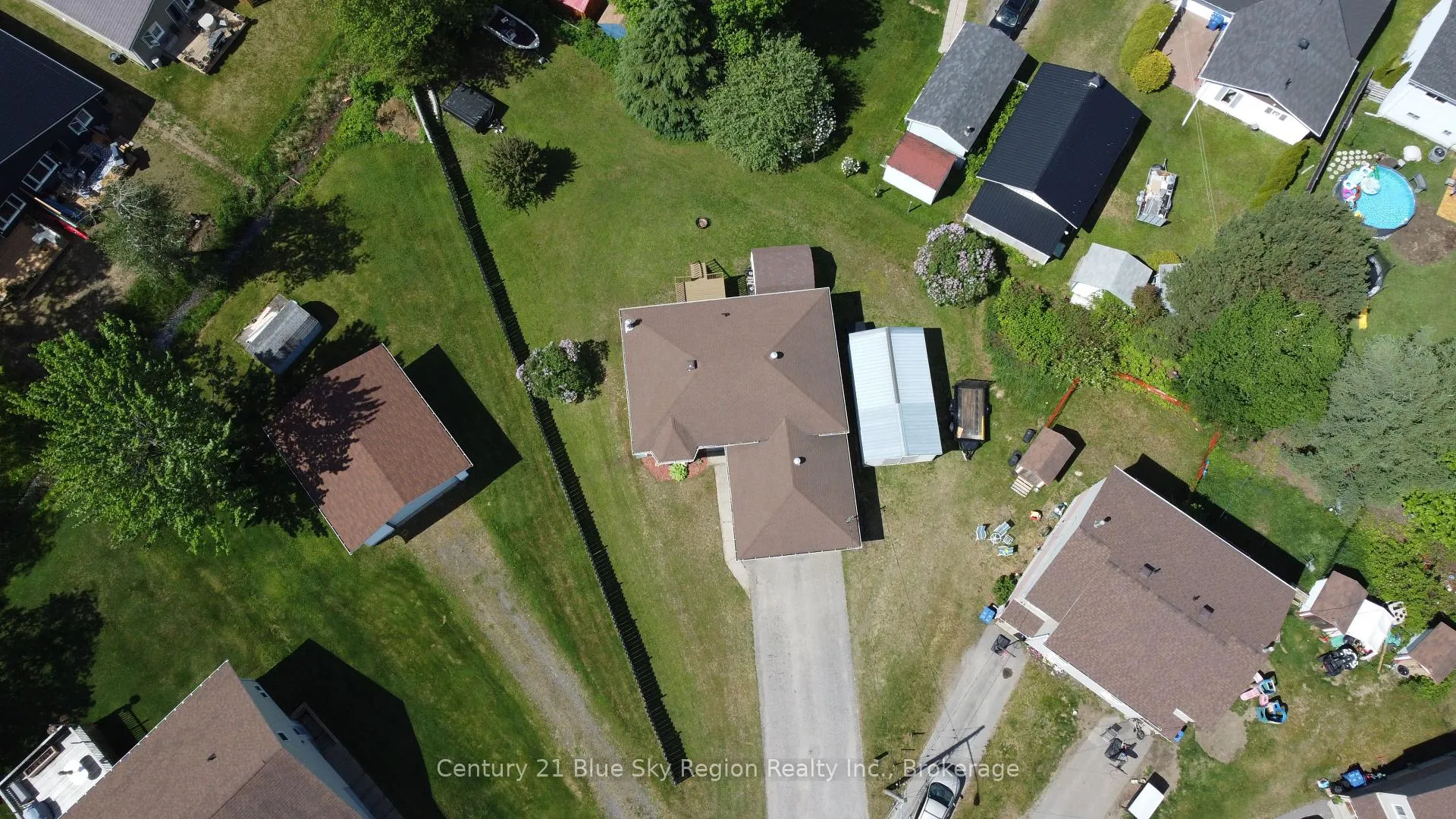Photo 3 of 22 Paiement Court, West Nipissing, Sturgeon Falls — HOMEH