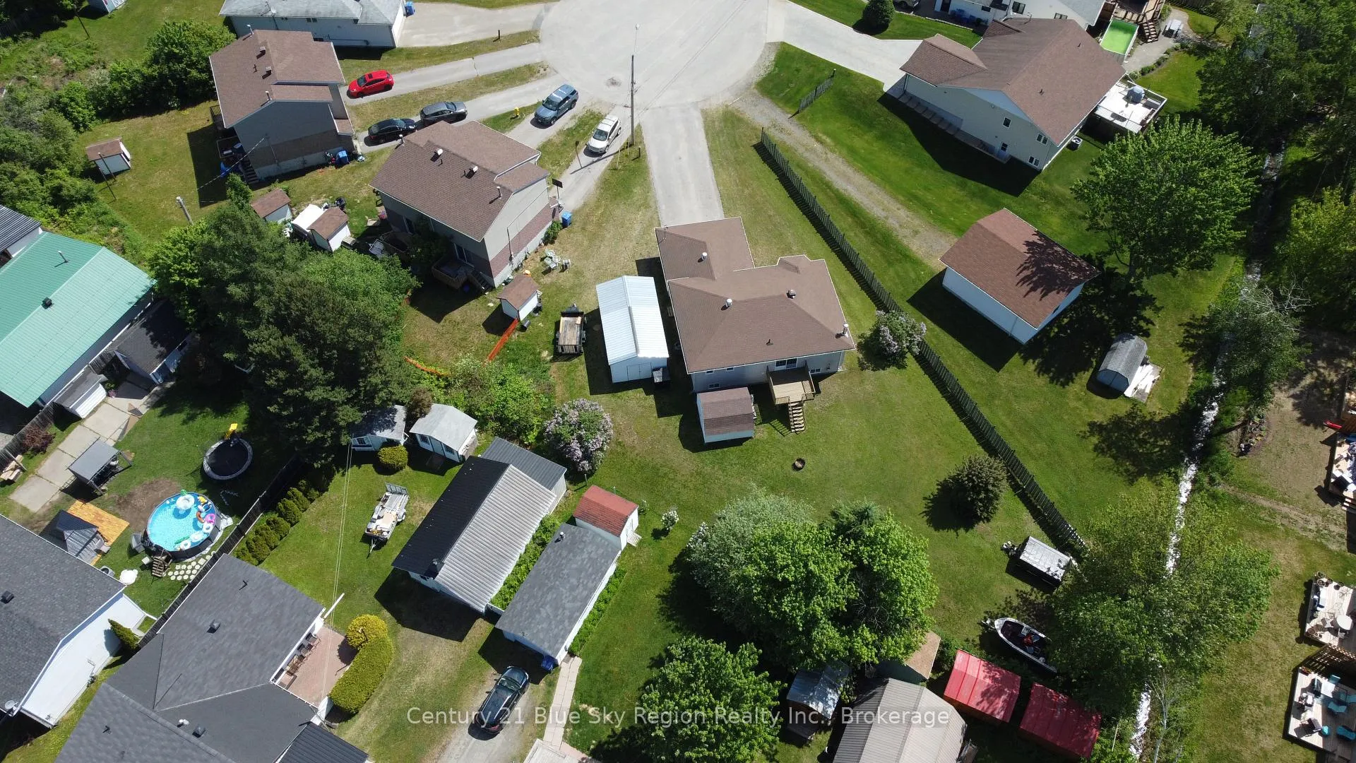 Photo 4 of 22 Paiement Court, West Nipissing, Sturgeon Falls — HOMEH