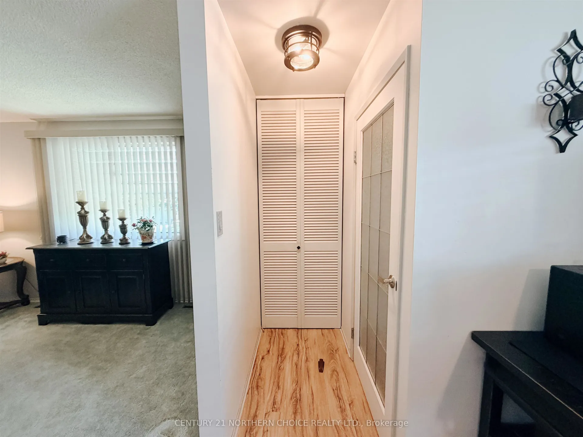 Photo 5 of 215 Minto Drive, Kenora, Amethyst — HOMEH