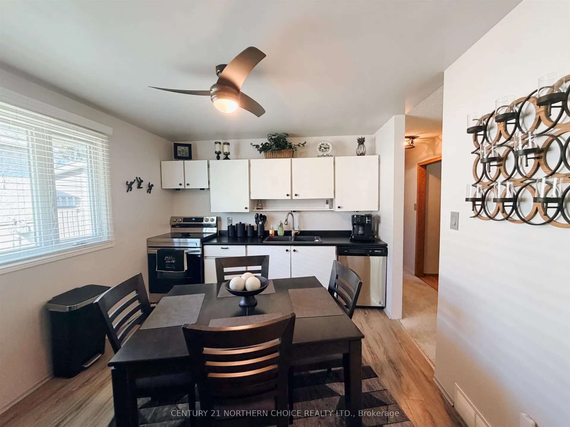 Photo 9 of 215 Minto Drive, Kenora, Amethyst — HOMEH