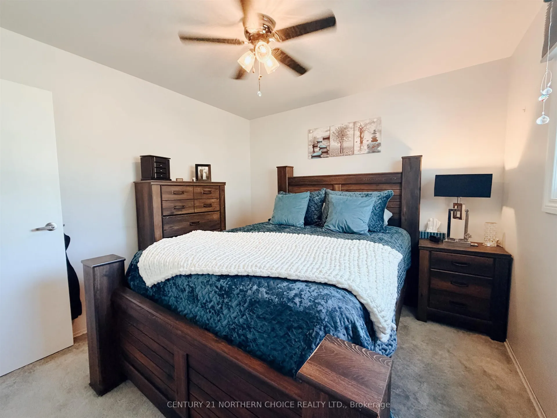 Photo 18 of 215 Minto Drive, Kenora, Amethyst — HOMEH