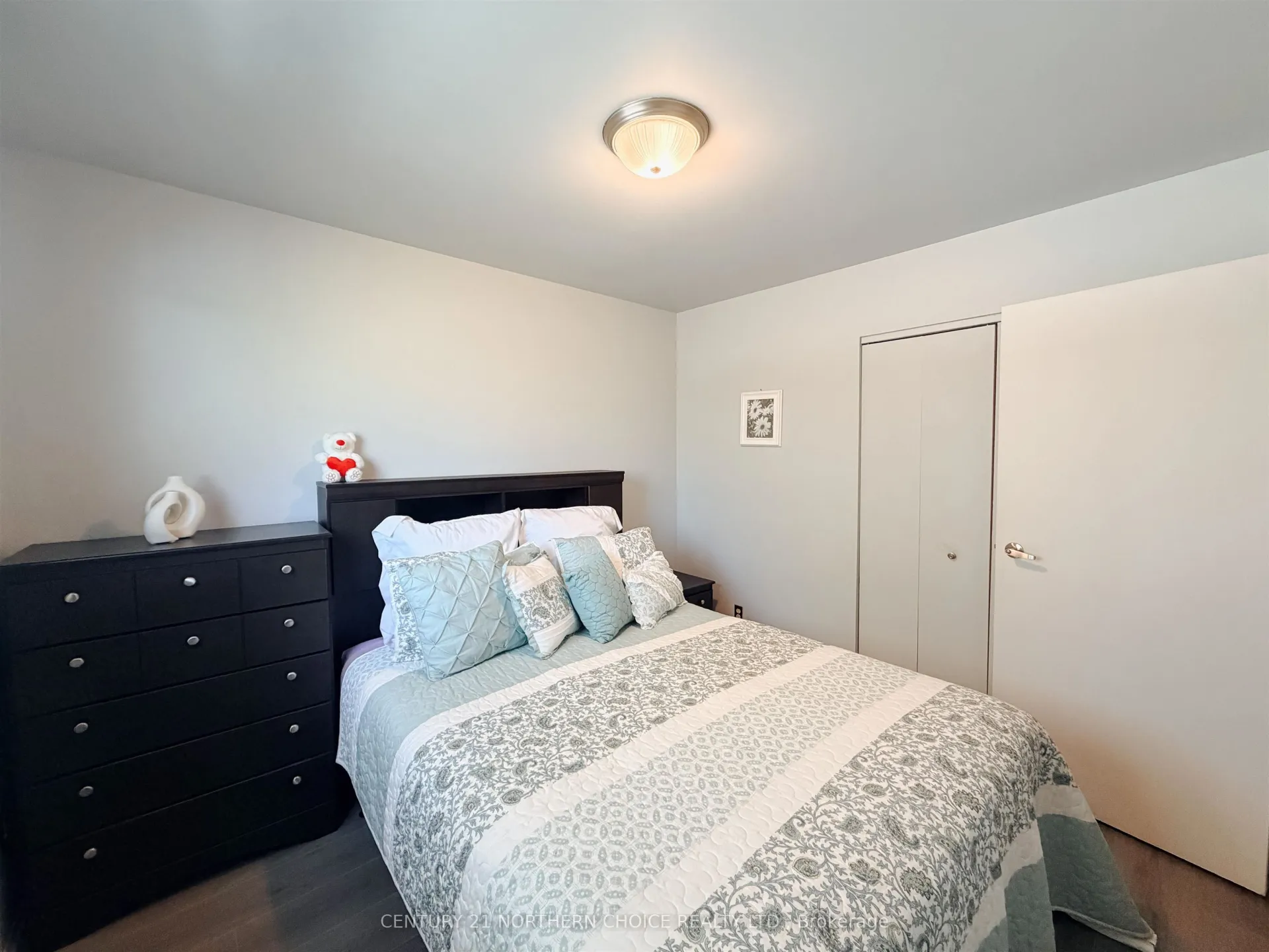 Photo 21 of 215 Minto Drive, Kenora, Amethyst — HOMEH