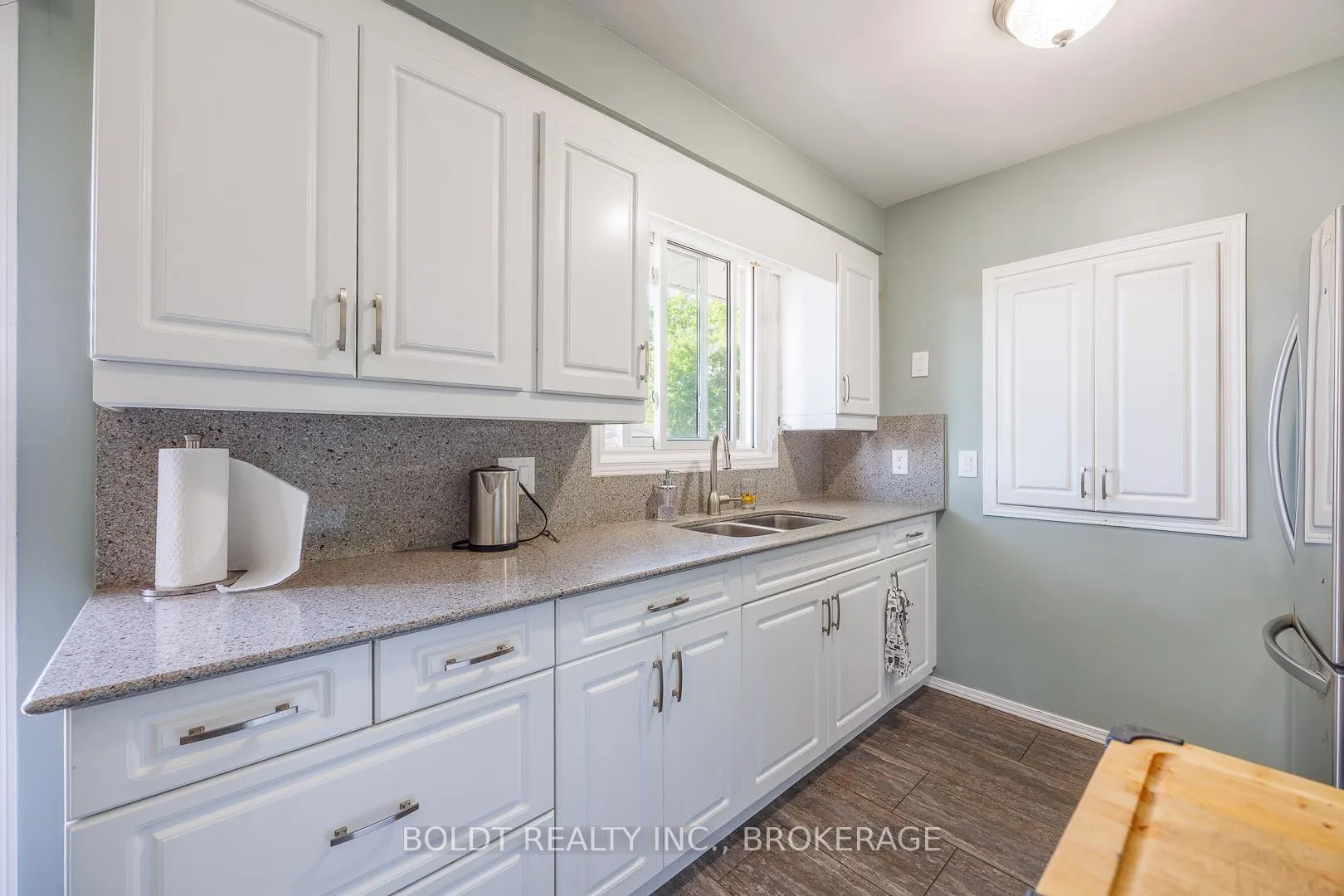 Photo 4 of 53 Huntley Crescent, St. Catharines, Carlton/Bunting — HOMEH