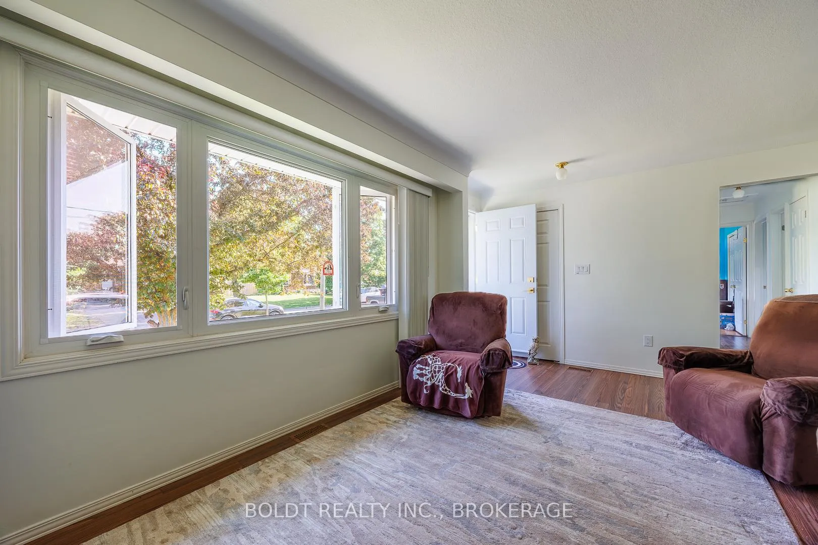 Photo 8 of 53 Huntley Crescent, St. Catharines, Carlton/Bunting — HOMEH
