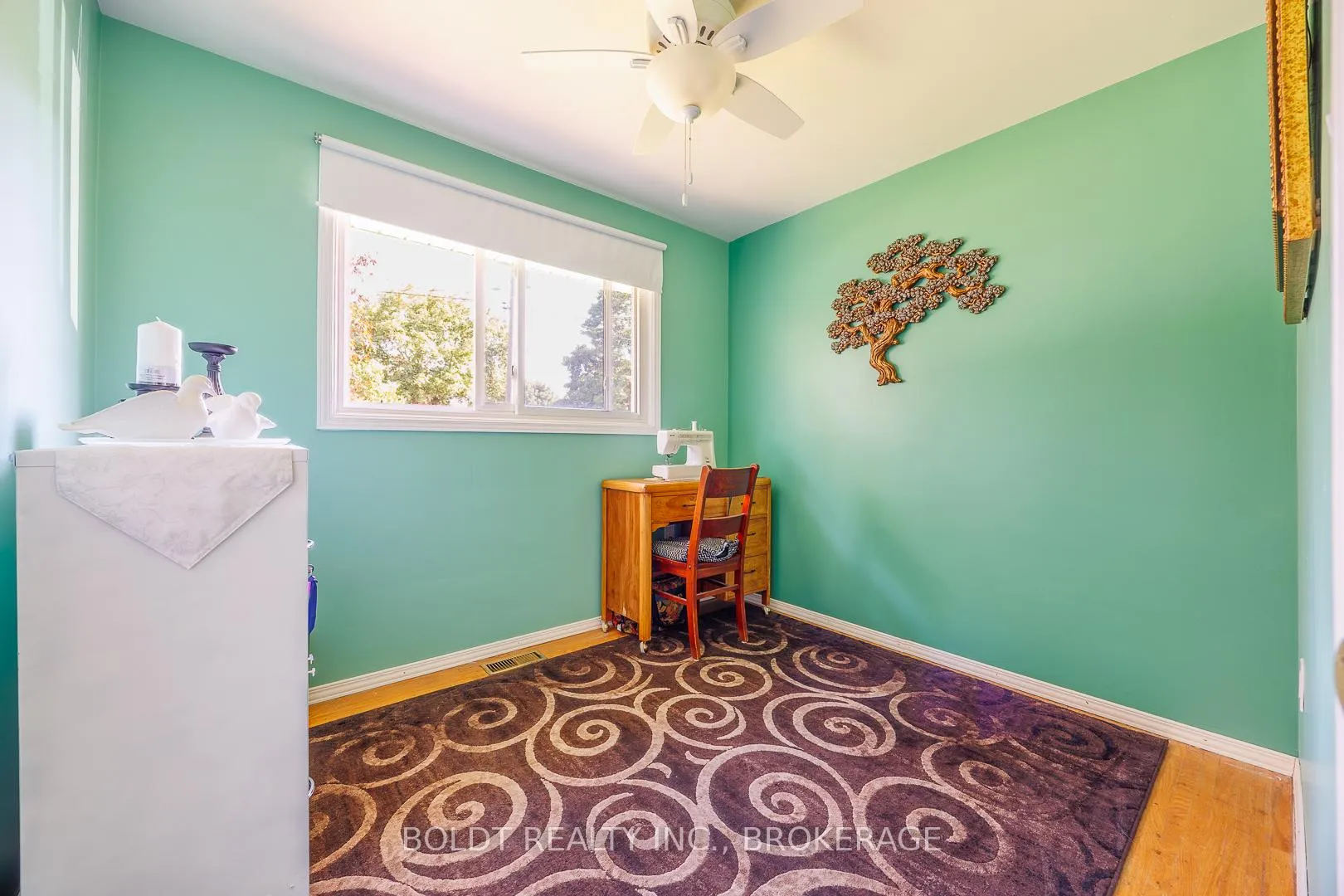Photo 13 of 53 Huntley Crescent, St. Catharines, Carlton/Bunting — HOMEH
