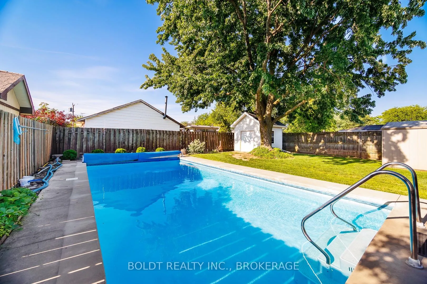 Photo 24 of 53 Huntley Crescent, St. Catharines, Carlton/Bunting — HOMEH