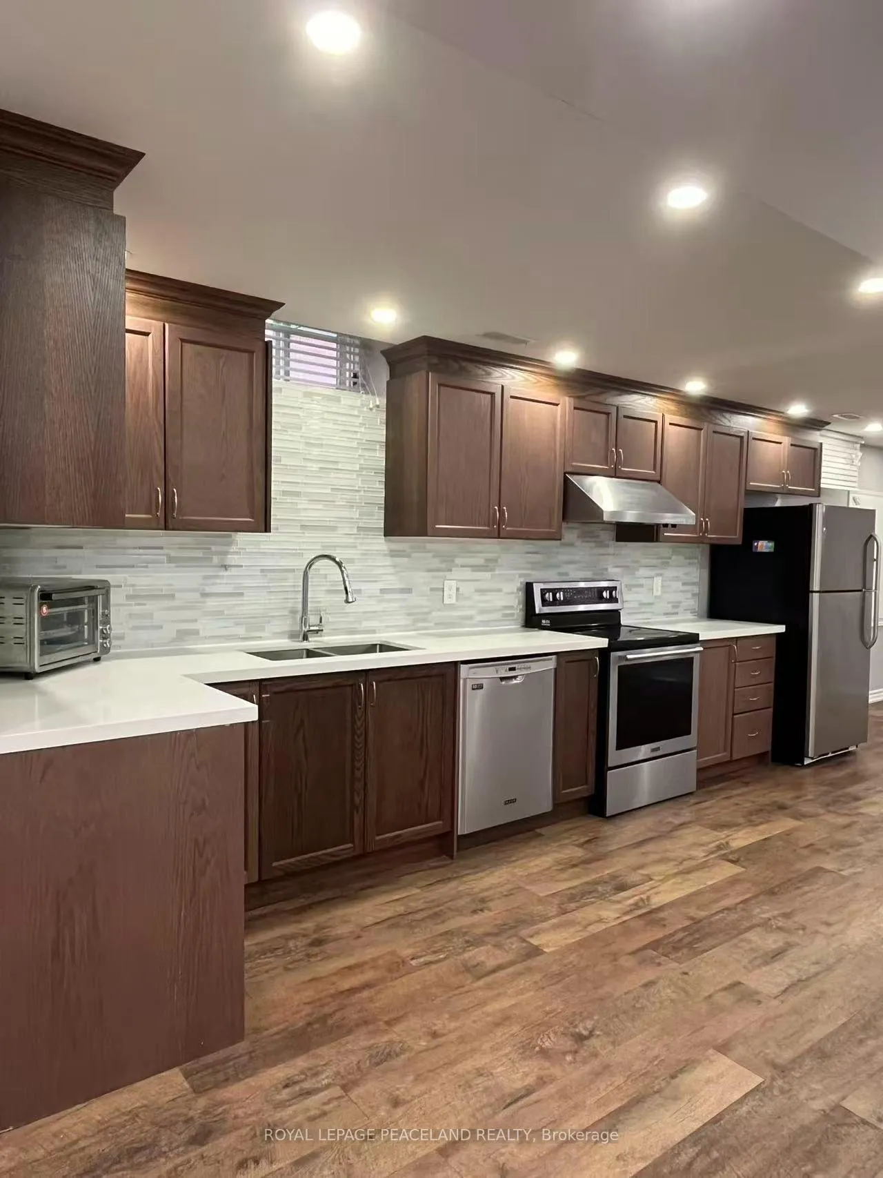 Photo 4 of Unit Bsmt, 391 Peter Rupert Avenue, Vaughan, Patterson — HOMEH