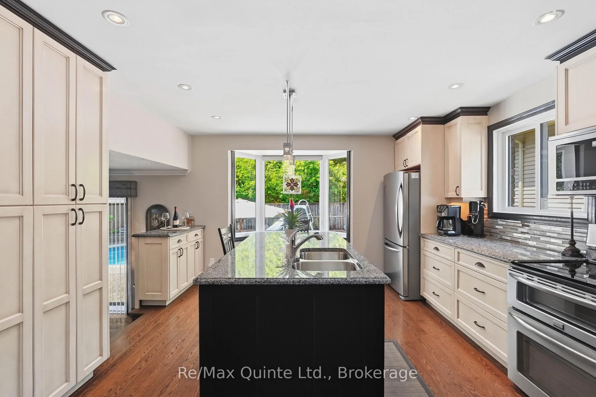 Photo 11 of 97 Parkview Heights, Quinte West, Trenton Ward — HOMEH