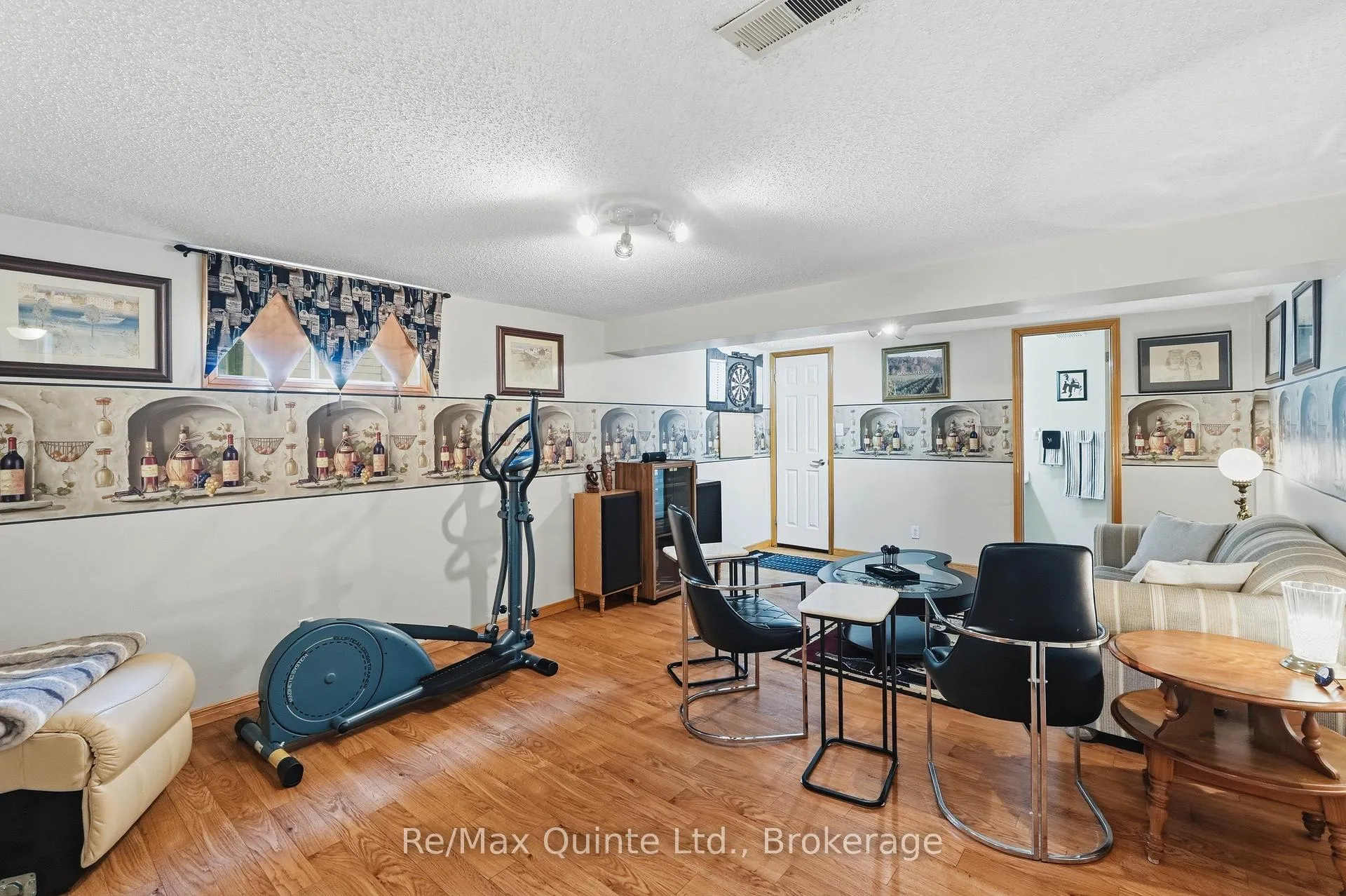 Photo 25 of 97 Parkview Heights, Quinte West, Trenton Ward — HOMEH