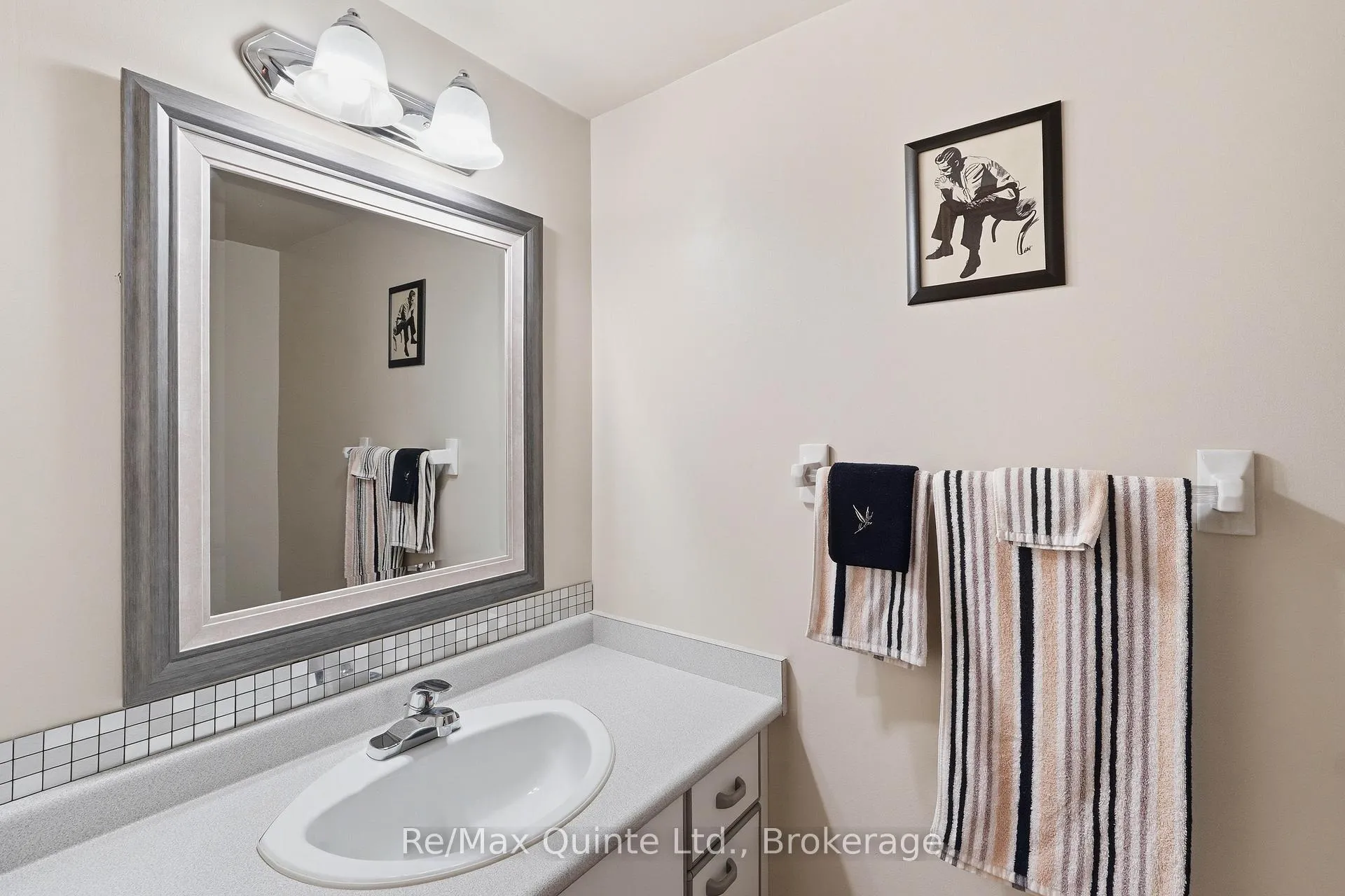 Photo 30 of 97 Parkview Heights, Quinte West, Trenton Ward — HOMEH