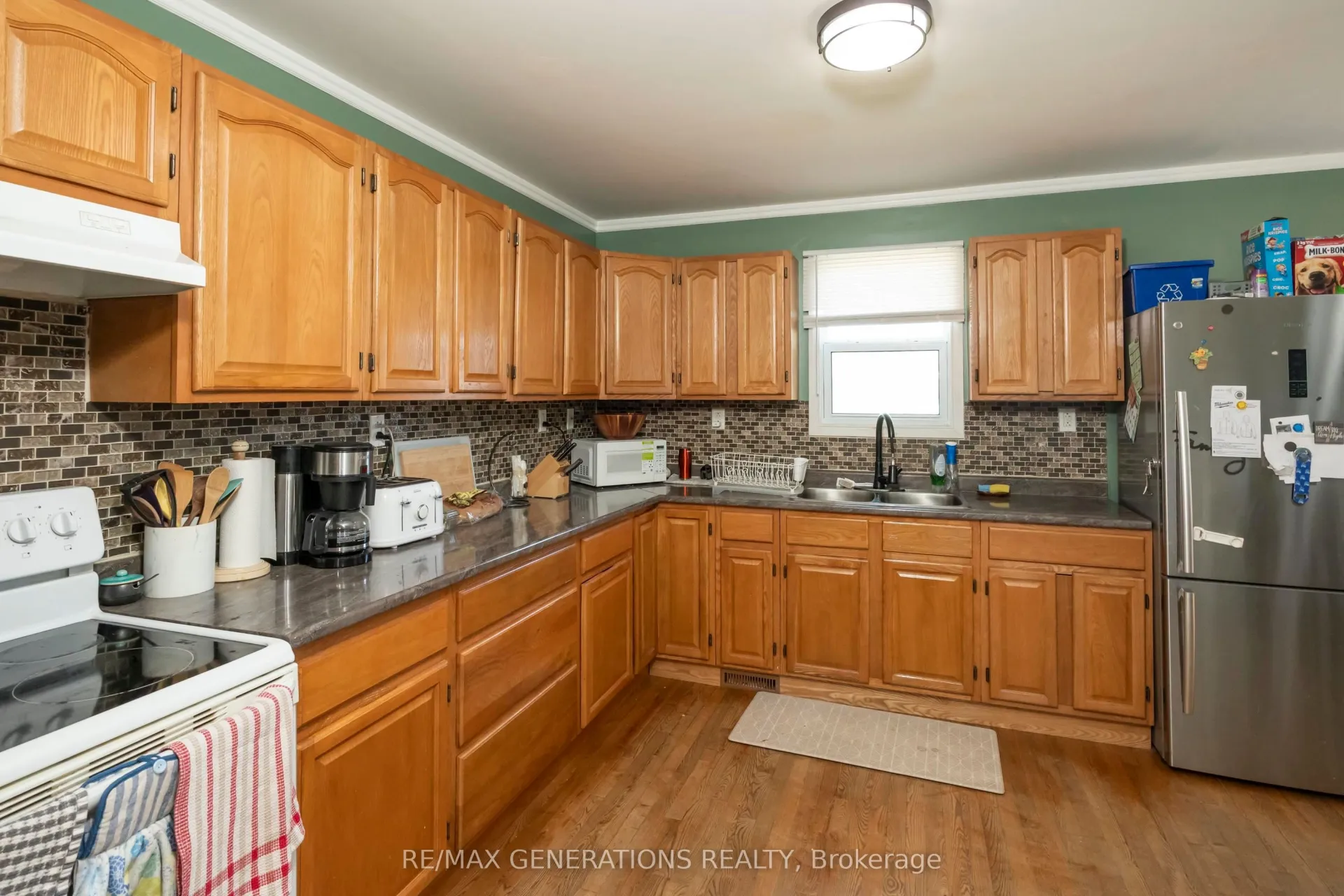 Photo 9 of 115 Finlayson Street, Thunder Bay, East End — HOMEH