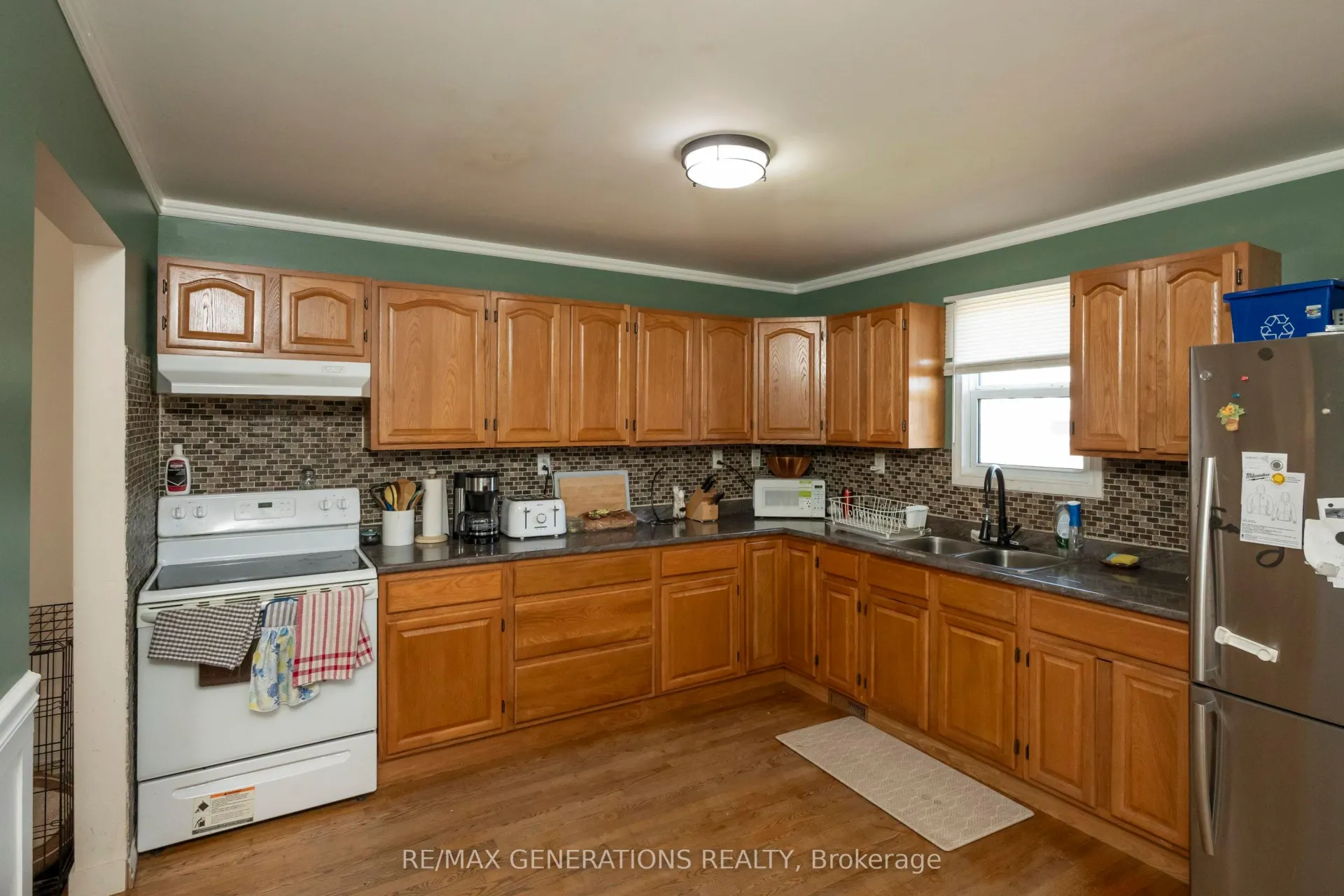 Photo 13 of 115 Finlayson Street, Thunder Bay, East End — HOMEH