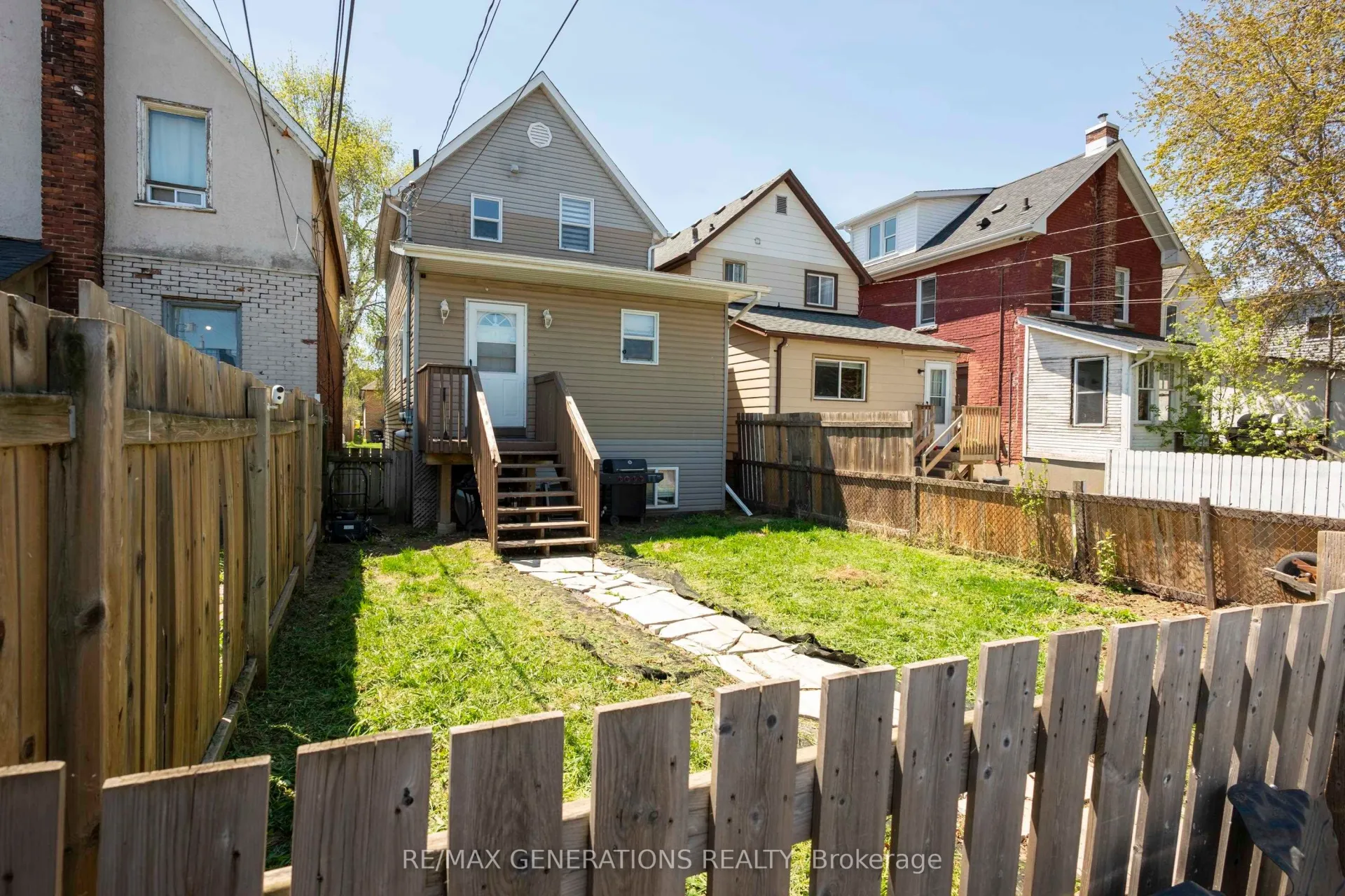Photo 43 of 115 Finlayson Street, Thunder Bay, East End — HOMEH