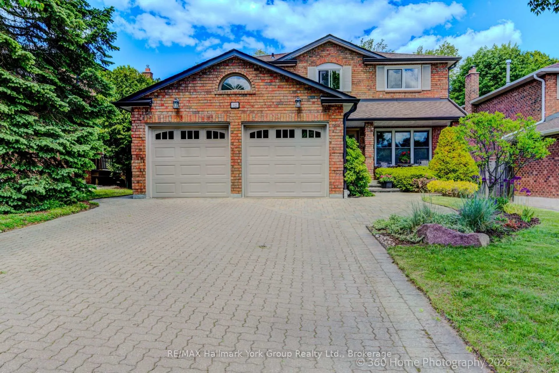 Photo 2 of 42 Lanewood Drive, Aurora, Hills of St Andrew — HOMEH