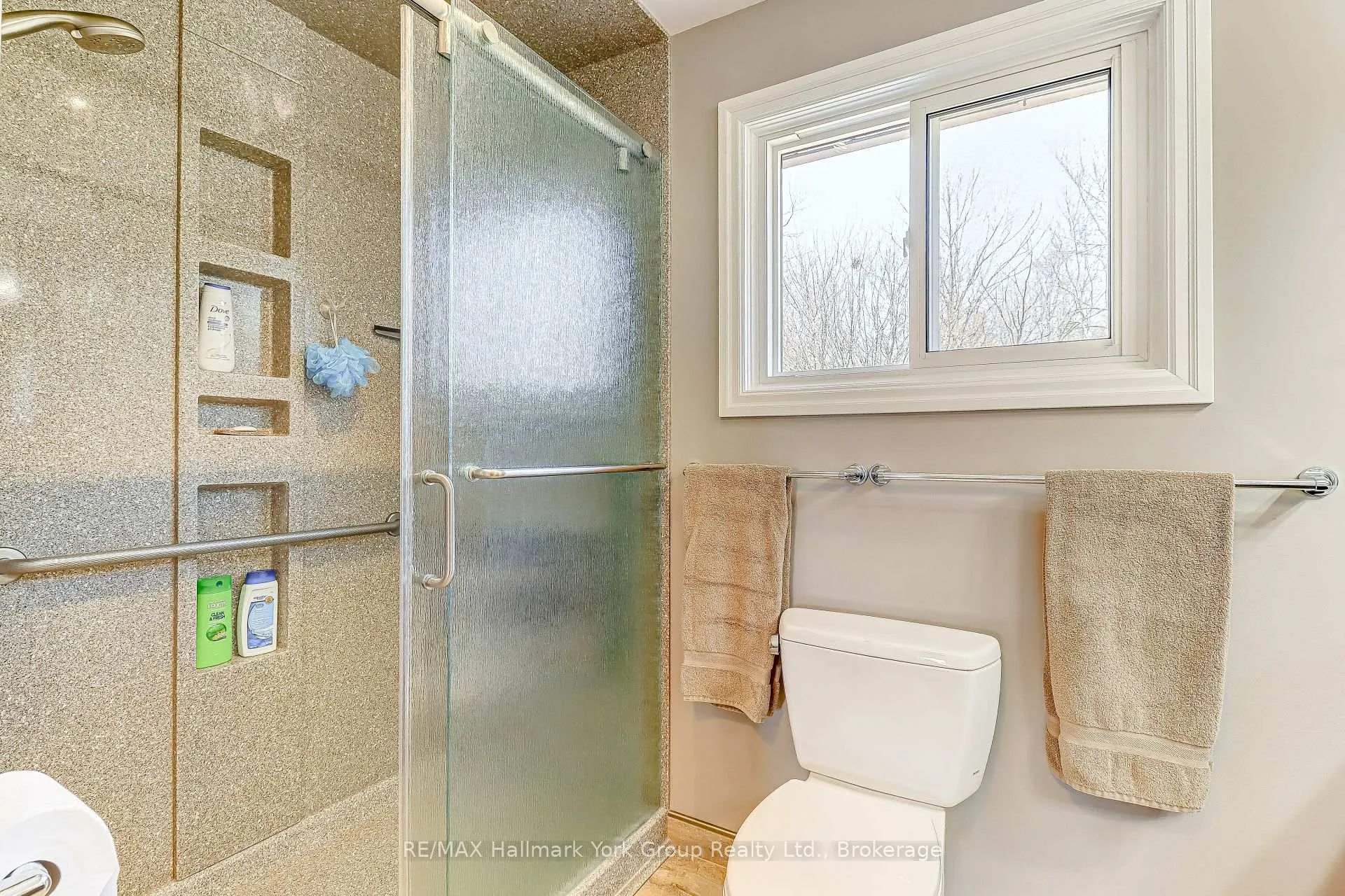 Photo 39 of 42 Lanewood Drive, Aurora, Hills of St Andrew — HOMEH