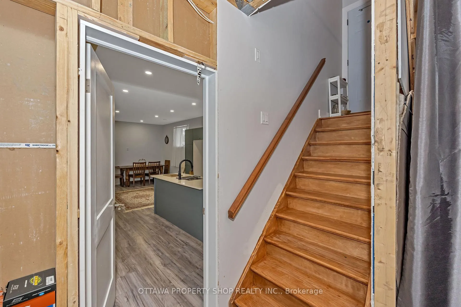 Photo 29 of 1355 Mory Street, Ottawa, Emerald Woods/Sawmill Creek — HOMEH