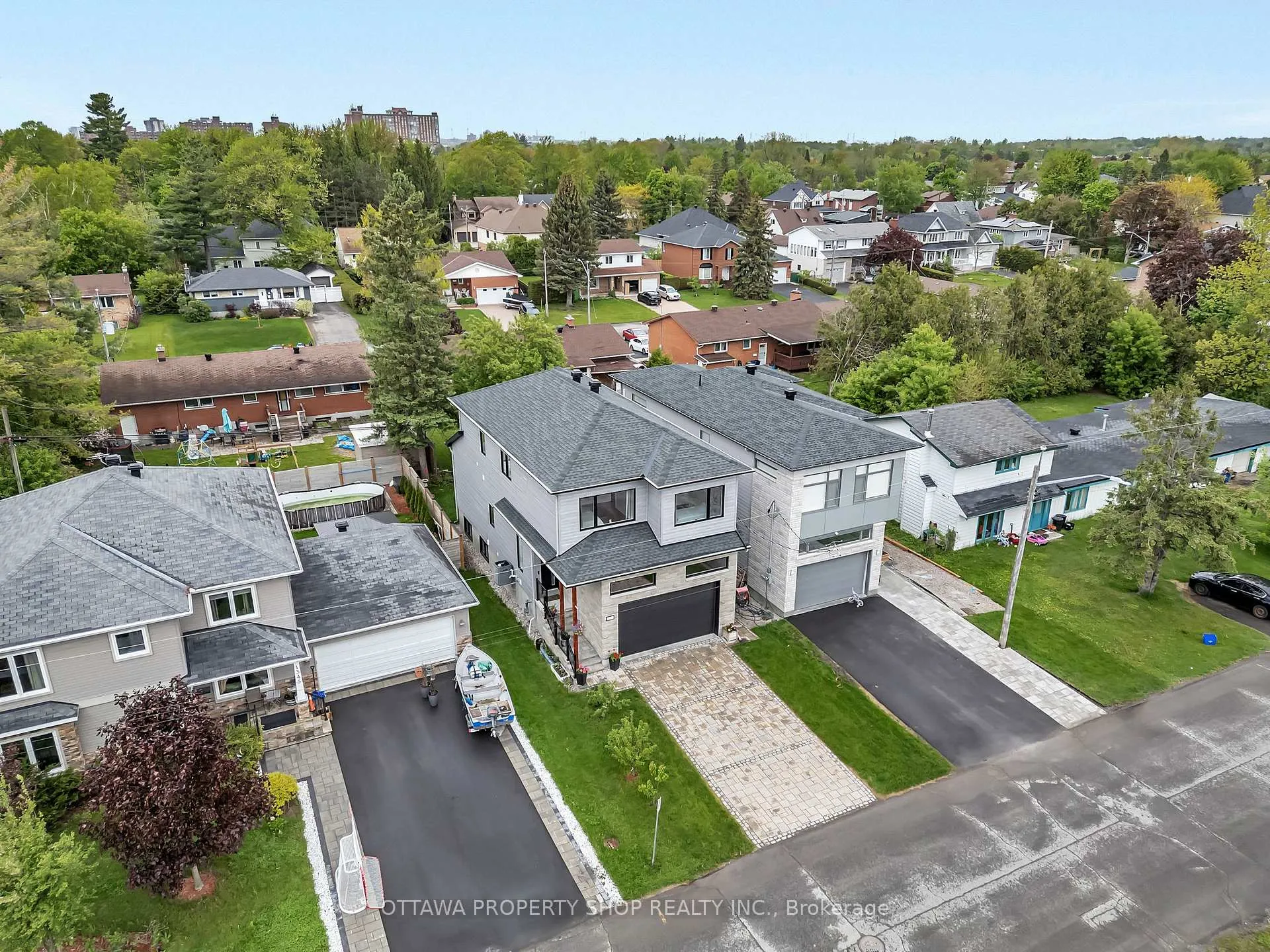 Photo 39 of 1355 Mory Street, Ottawa, Emerald Woods/Sawmill Creek — HOMEH