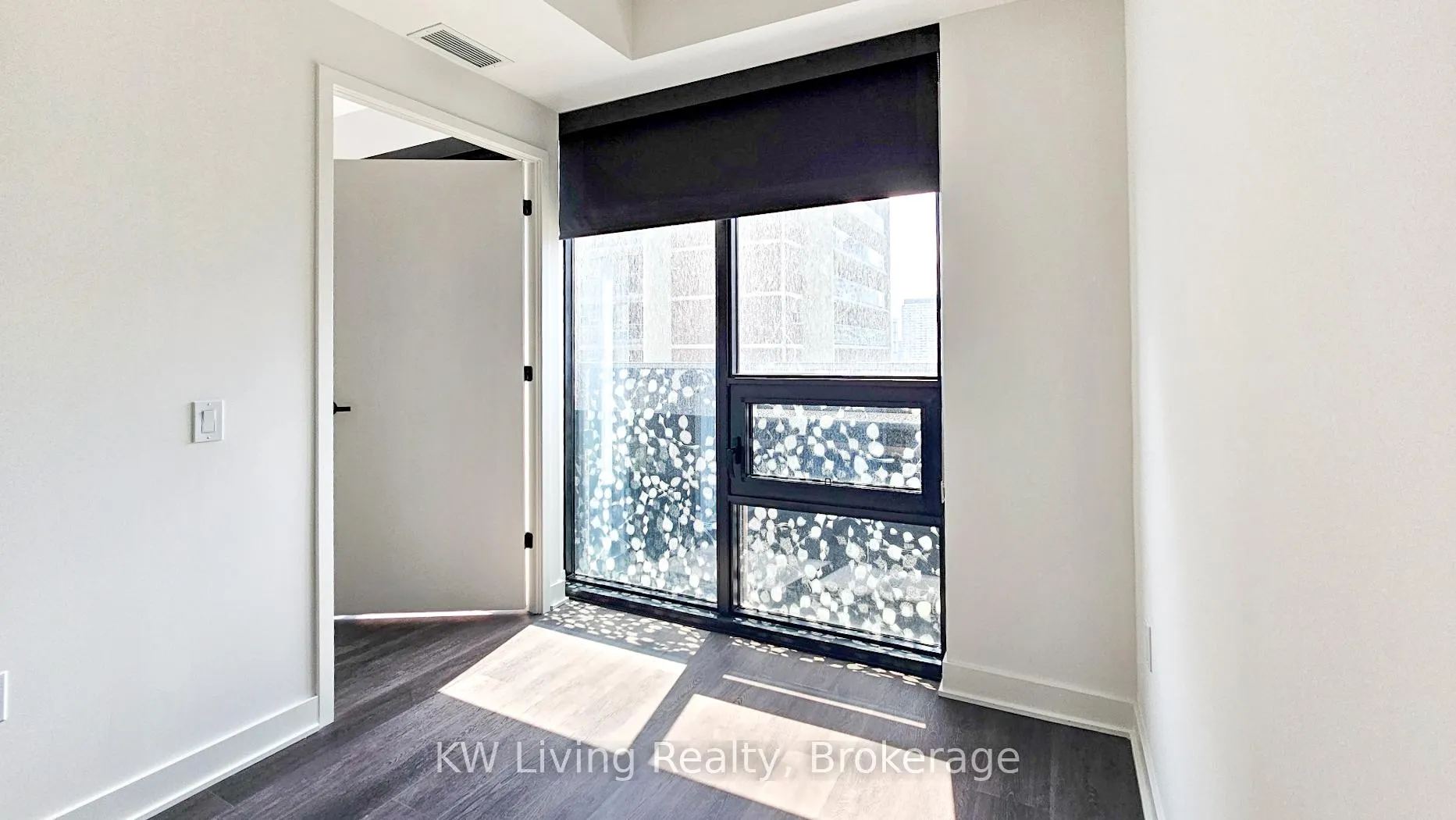 Photo 12 of Unit 1504, 55 Charles Street E, Toronto, Church-Yonge Corridor — HOMEH