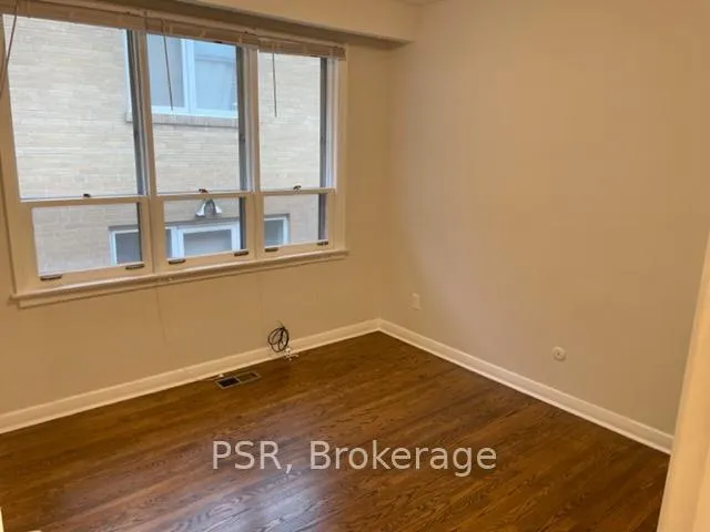 Photo 15 of 66 Prue Avenue, Toronto, Englemount-Lawrence — HOMEH