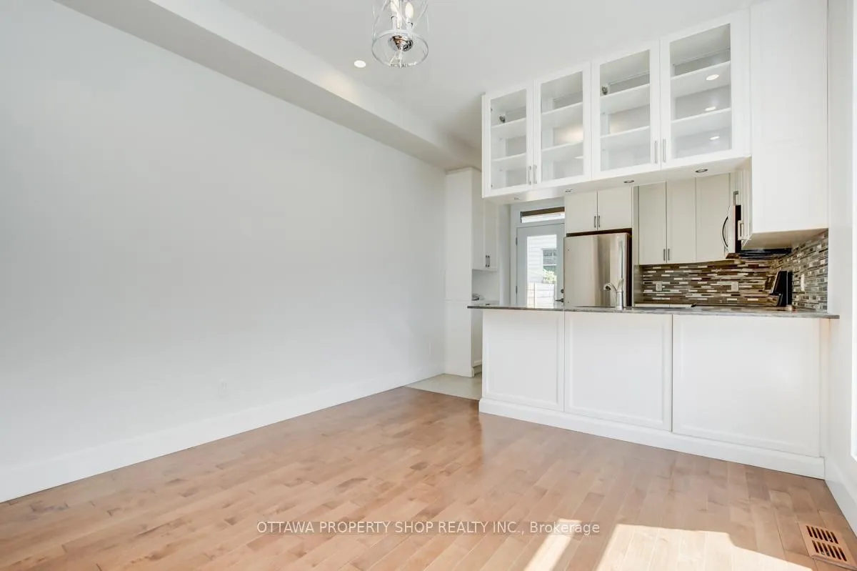 Photo 13 of 40 Fifth Avenue, Ottawa, Glebe — HOMEH