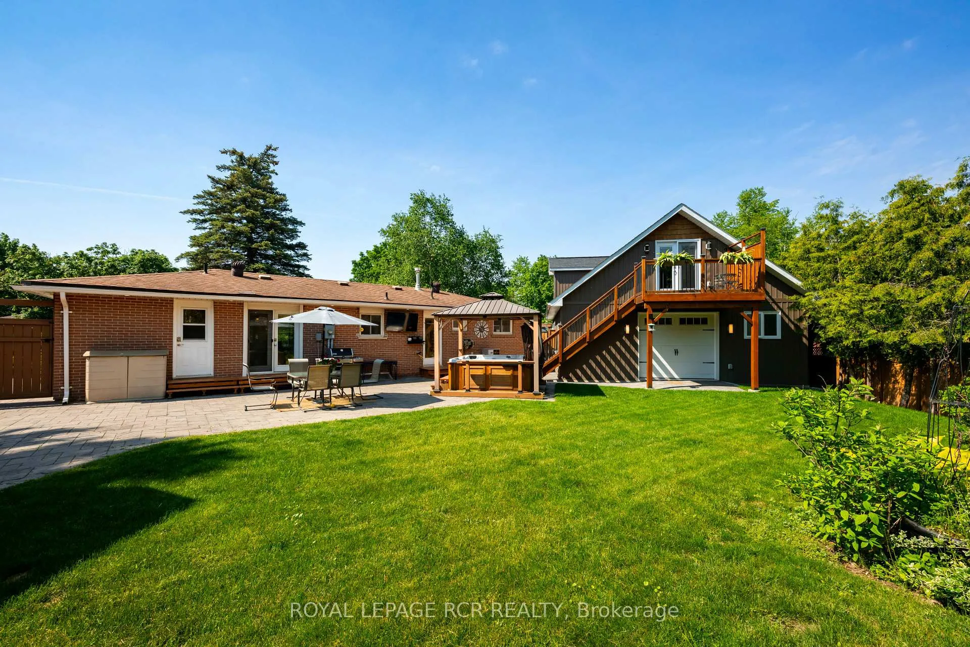 Photo 22 of 52 Maple Crescent, Orangeville — HOMEH