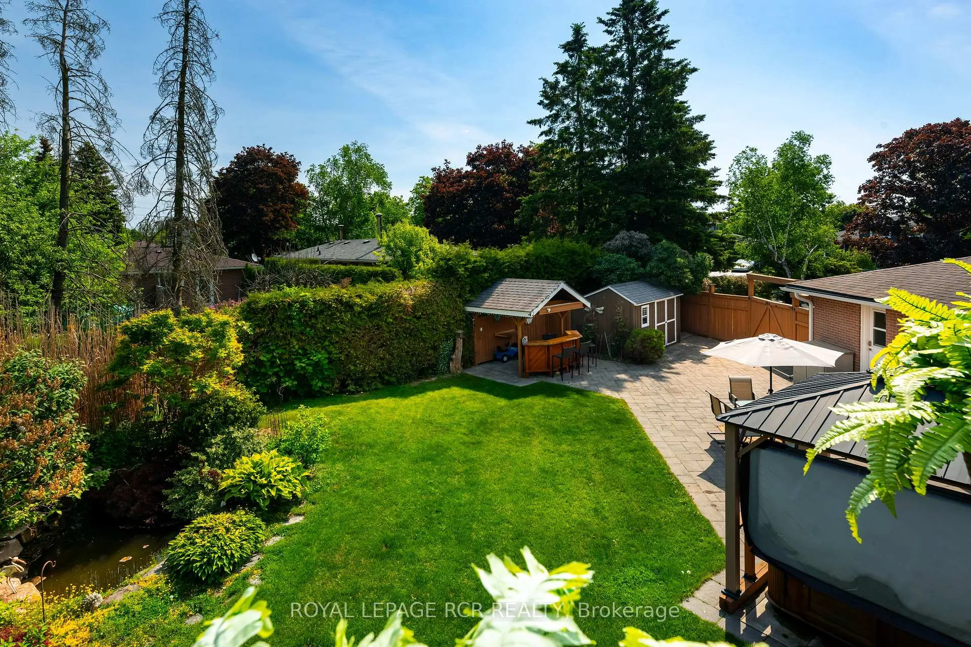 Photo 36 of 52 Maple Crescent, Orangeville — HOMEH