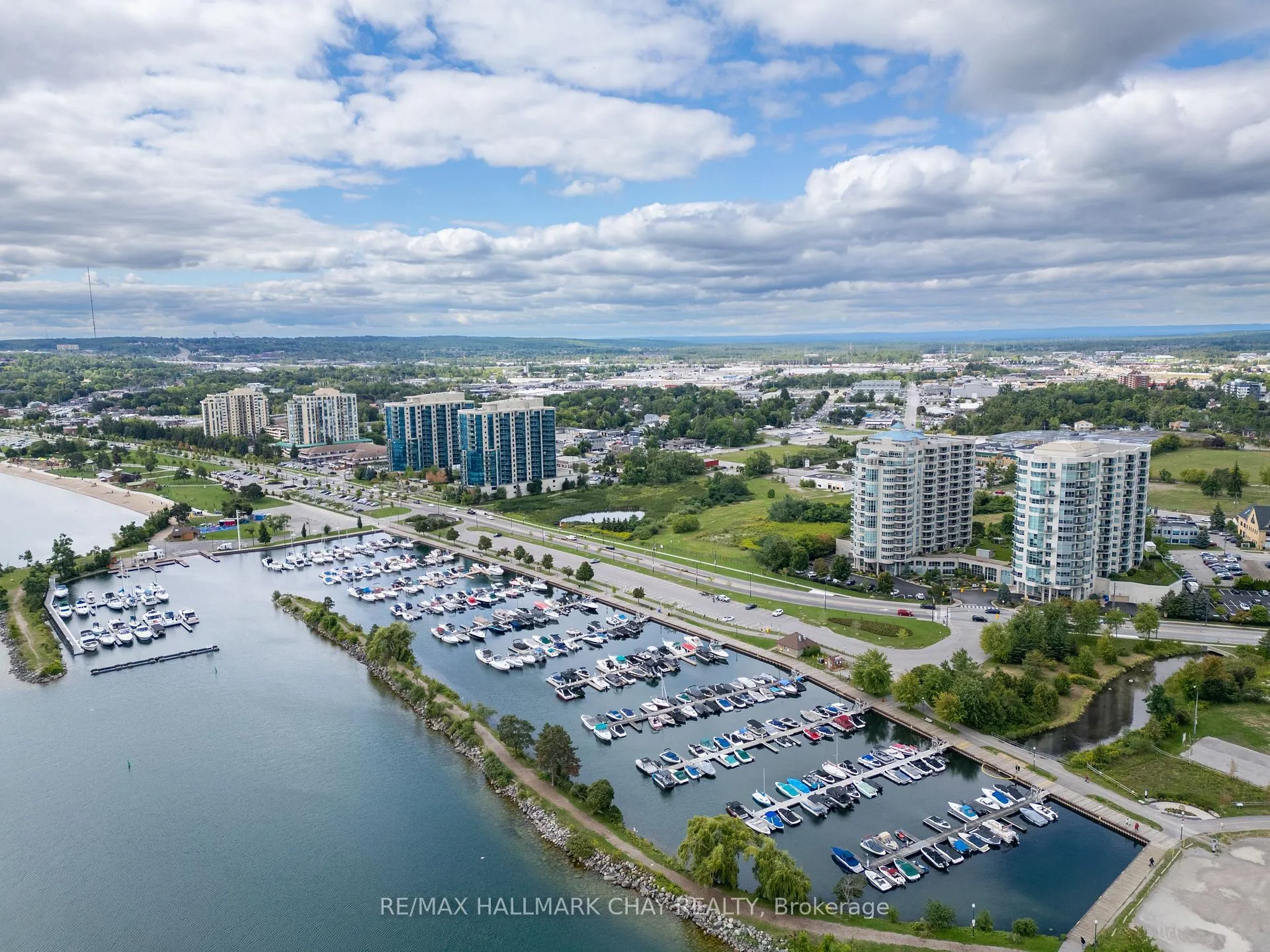 Photo 3 of Unit 310, 2 Toronto Street, Barrie, City Centre — HOMEH