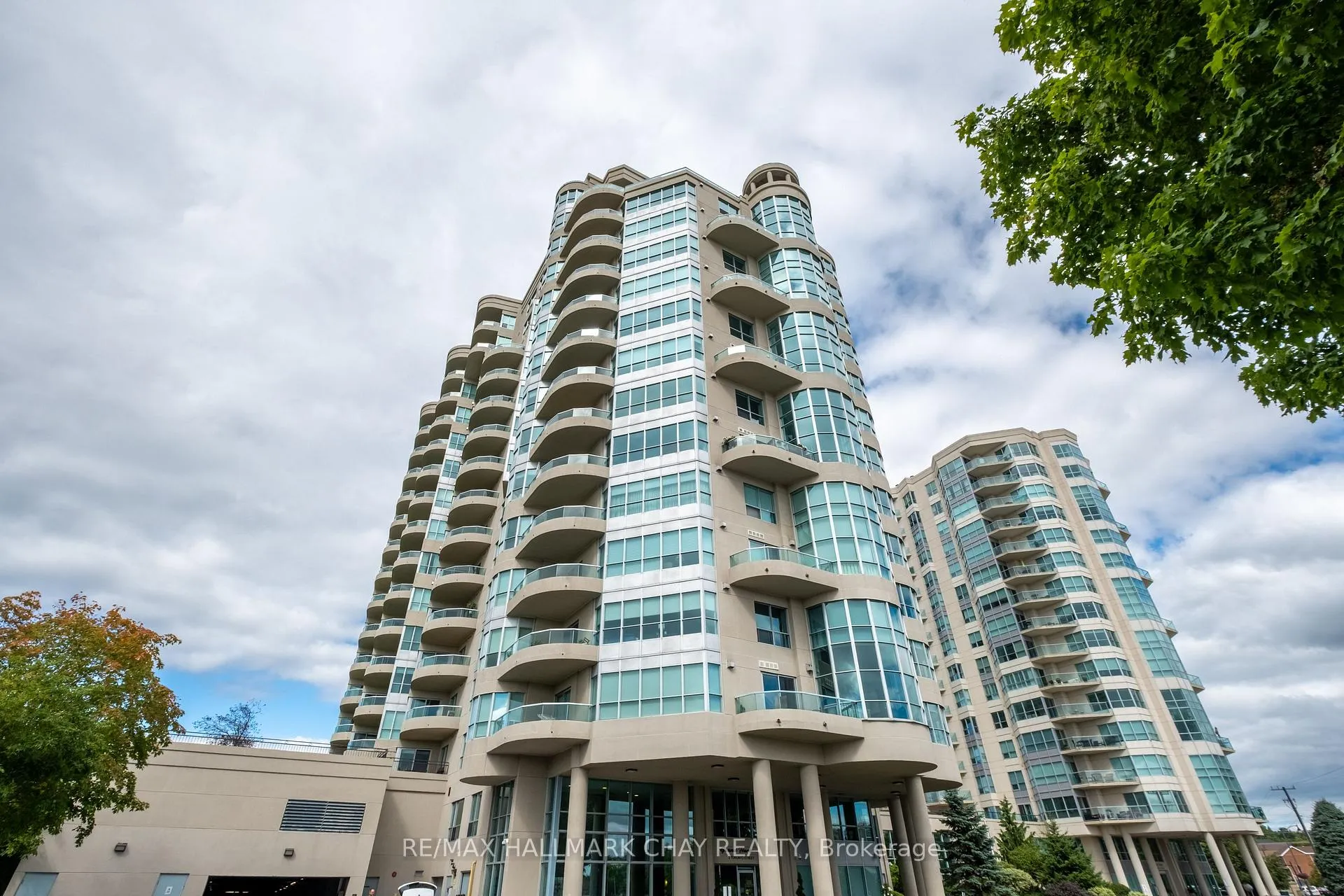 Photo 26 of Unit 310, 2 Toronto Street, Barrie, City Centre — HOMEH