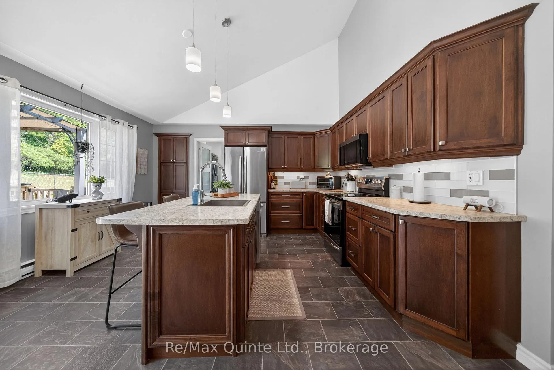 Photo 5 of 14494 County Road 2, Cramahe, Rural Cramahe — HOMEH