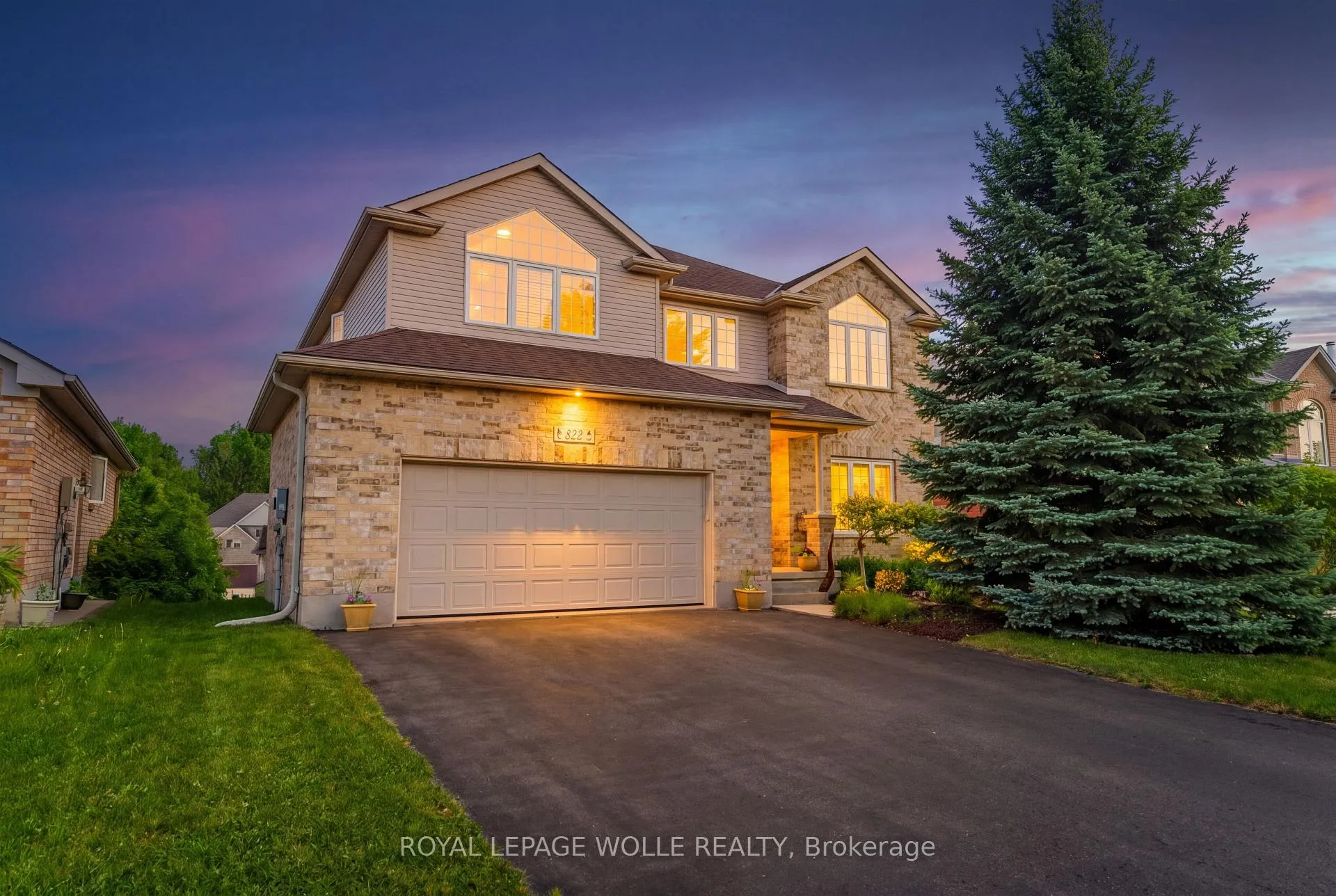 Photo 1 of 822 Birchmount Drive, Waterloo — HOMEH