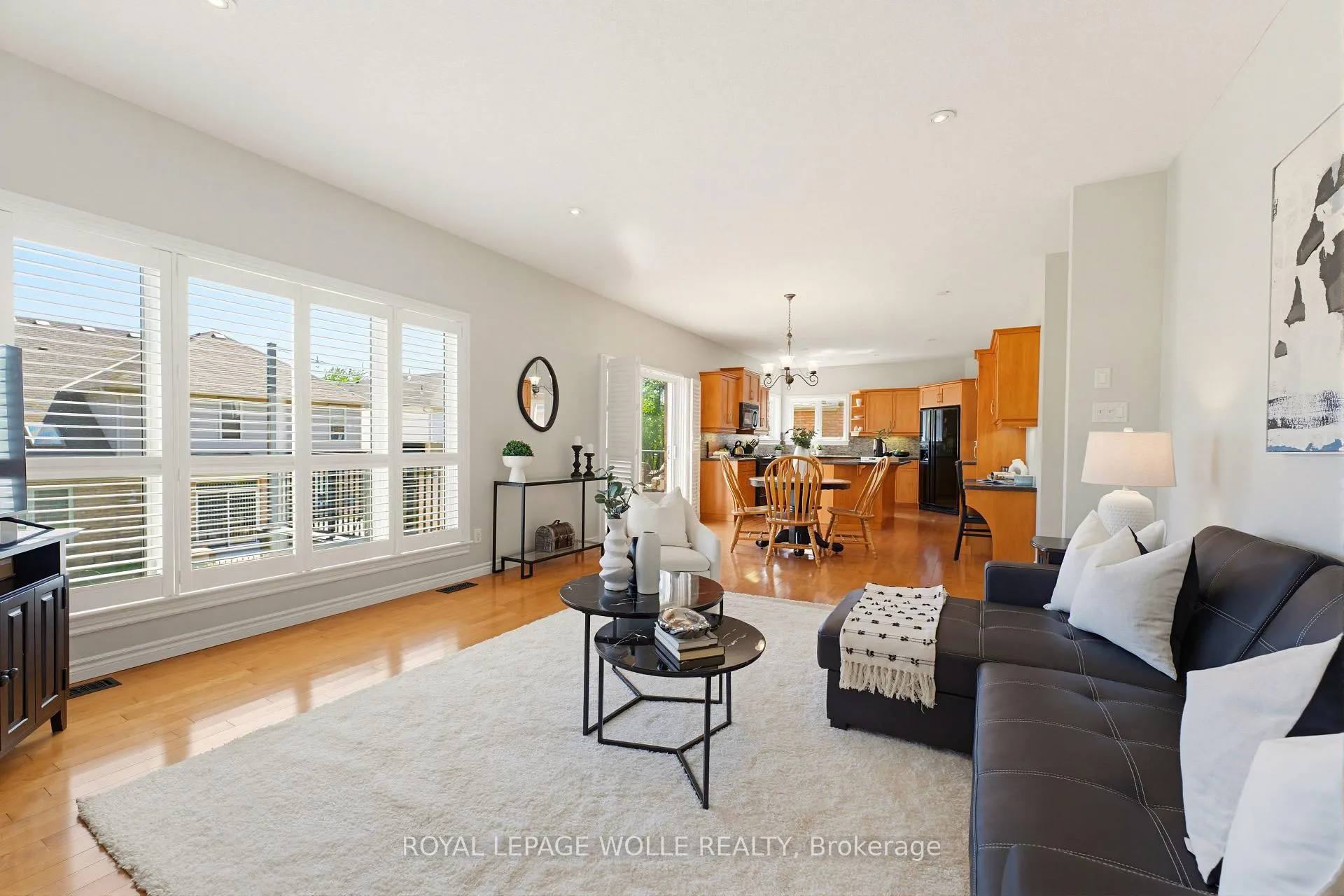 Photo 15 of 822 Birchmount Drive, Waterloo — HOMEH
