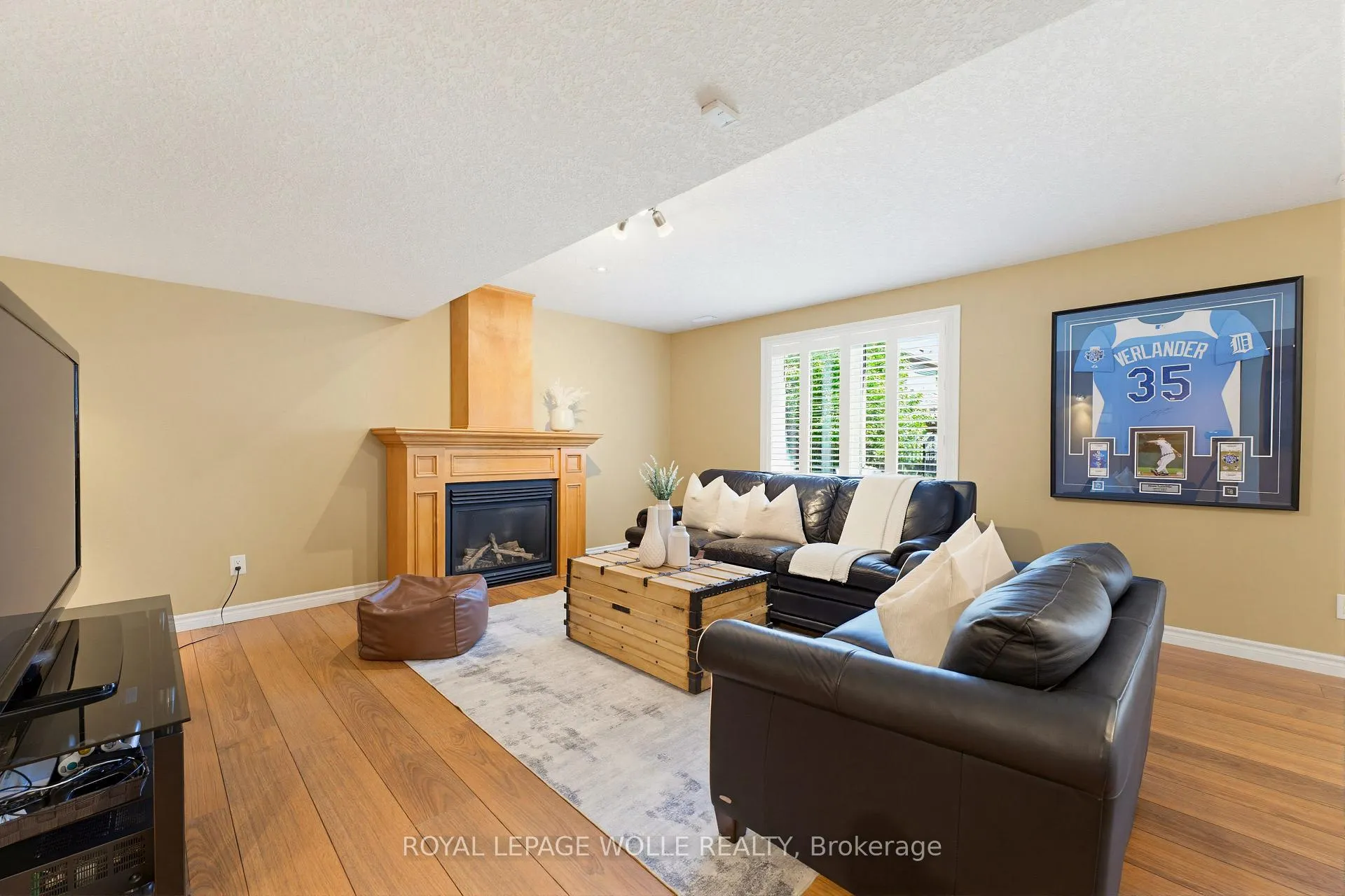 Photo 29 of 822 Birchmount Drive, Waterloo — HOMEH