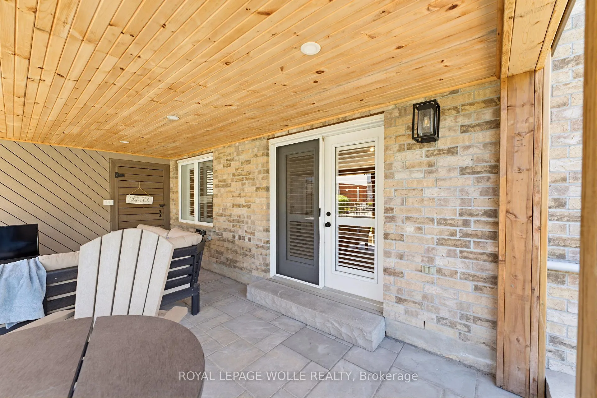 Photo 37 of 822 Birchmount Drive, Waterloo — HOMEH