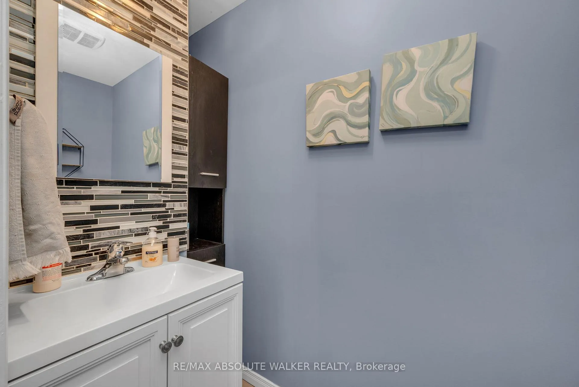 Photo 10 of 412 Montreal Road, Ottawa, Vanier — HOMEH