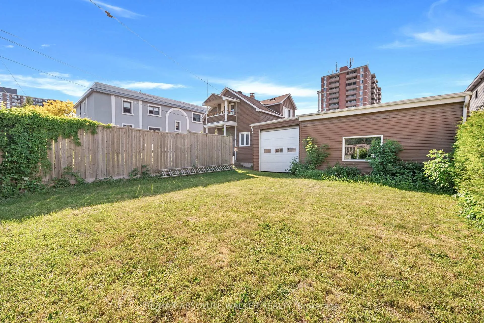 Photo 21 of 412 Montreal Road, Ottawa, Vanier — HOMEH