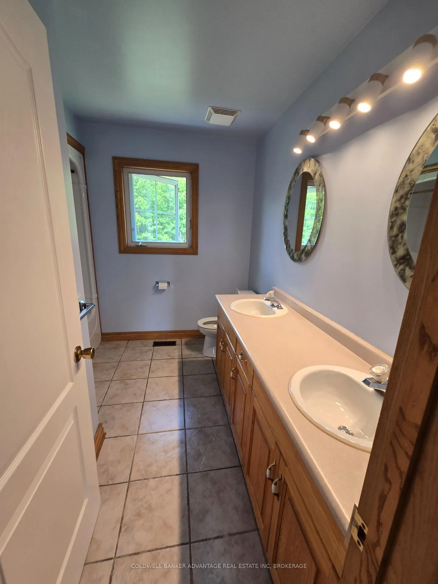 Photo 6 of 14927 Morris Road, Niagara Falls, Schisler — HOMEH