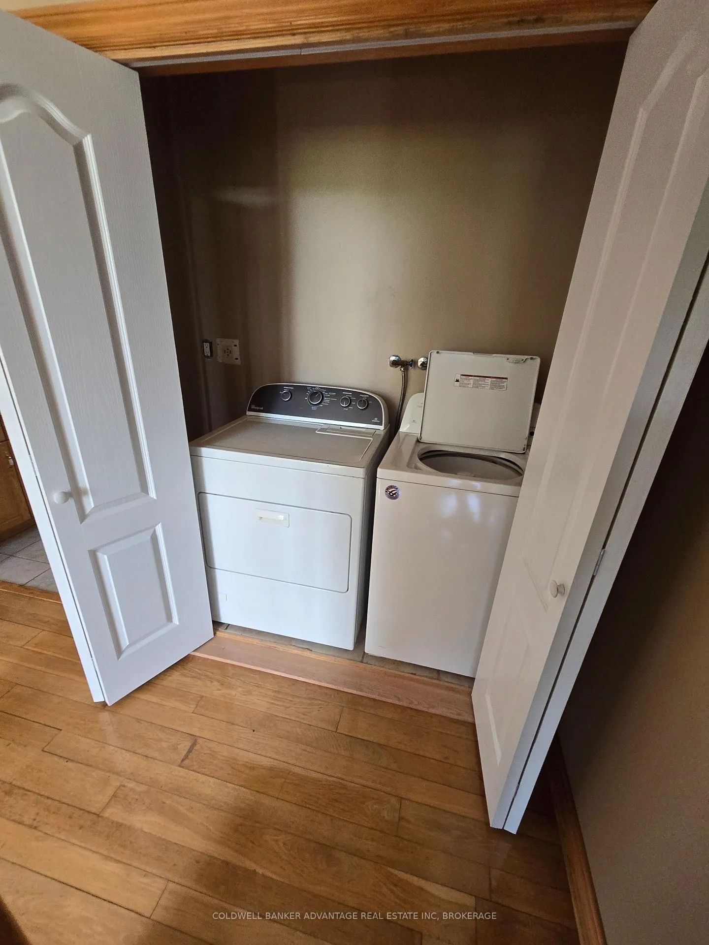Photo 10 of 14927 Morris Road, Niagara Falls, Schisler — HOMEH