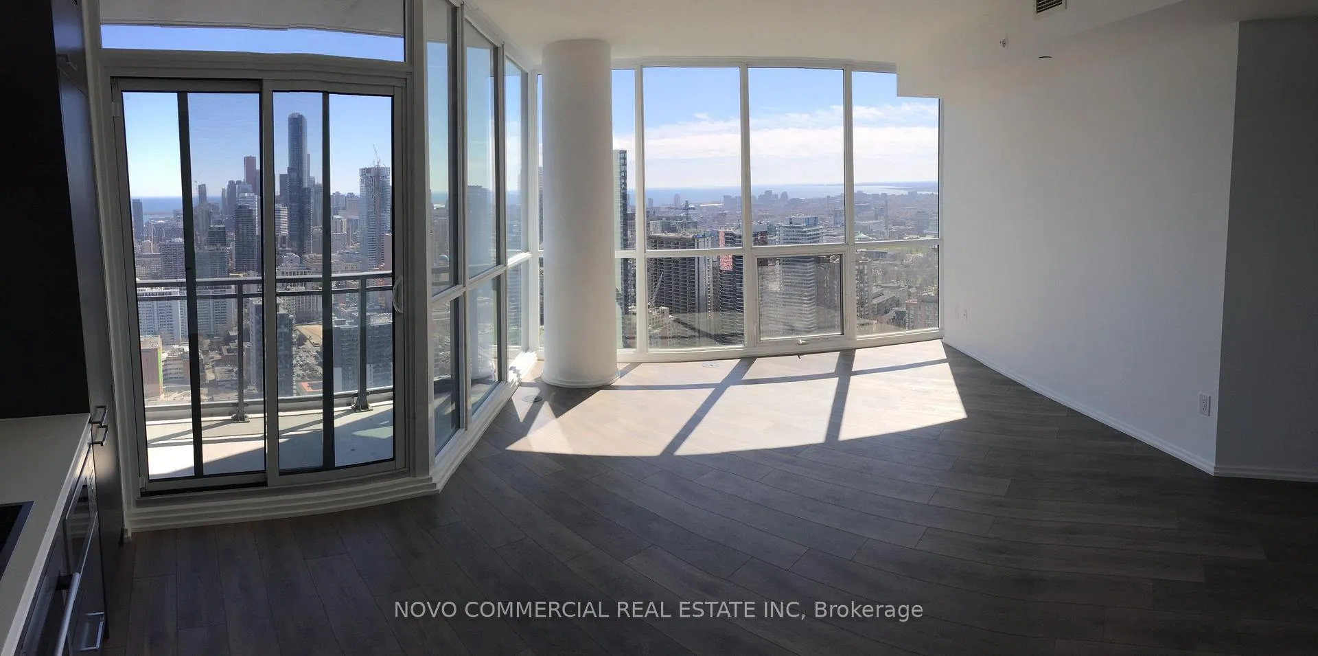 Photo 3 of Unit 4901, 45 Charles Street E, Toronto, Church-Yonge Corridor — HOMEH